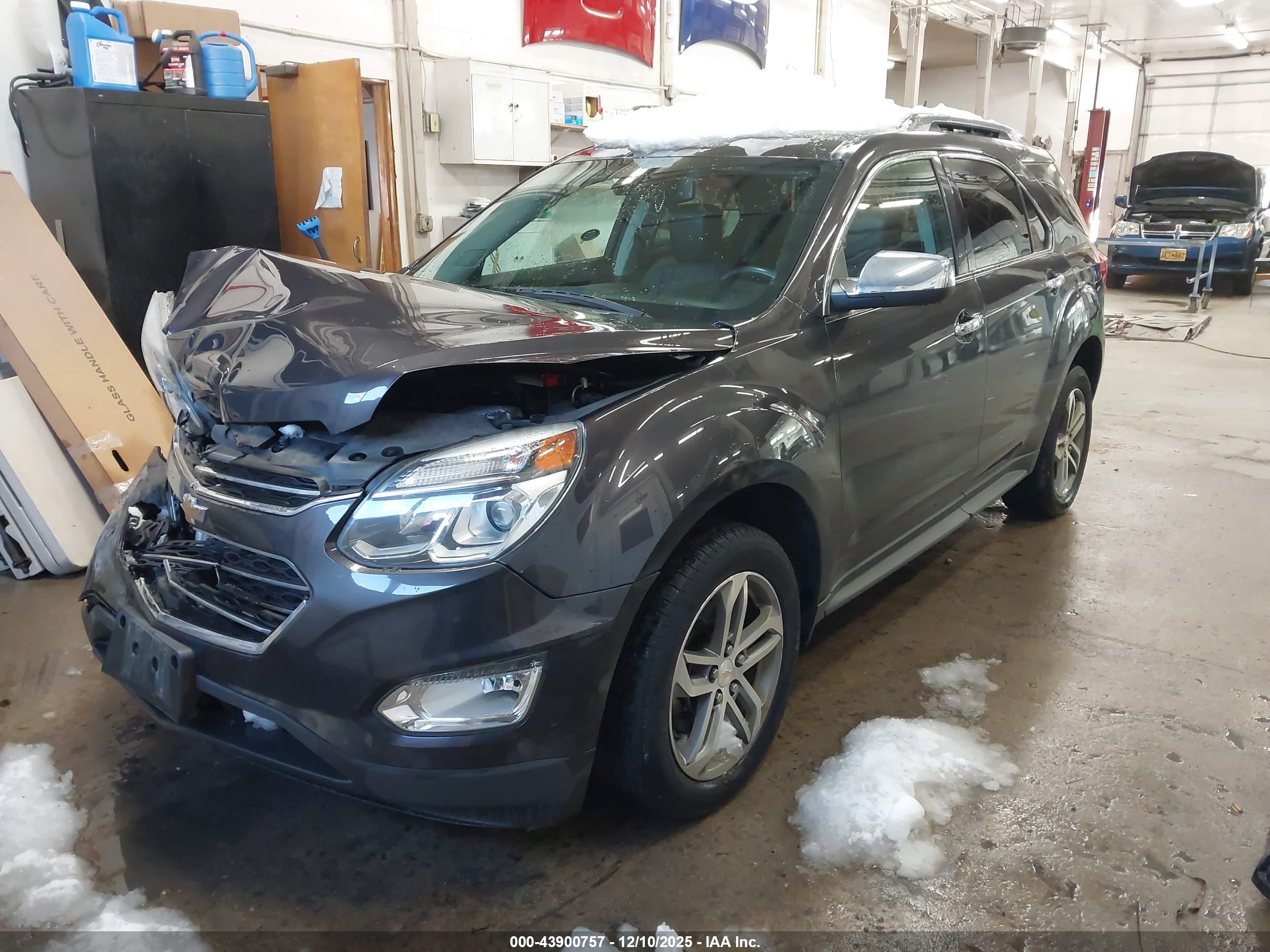 CHEVROLET EQUINOX image 2
