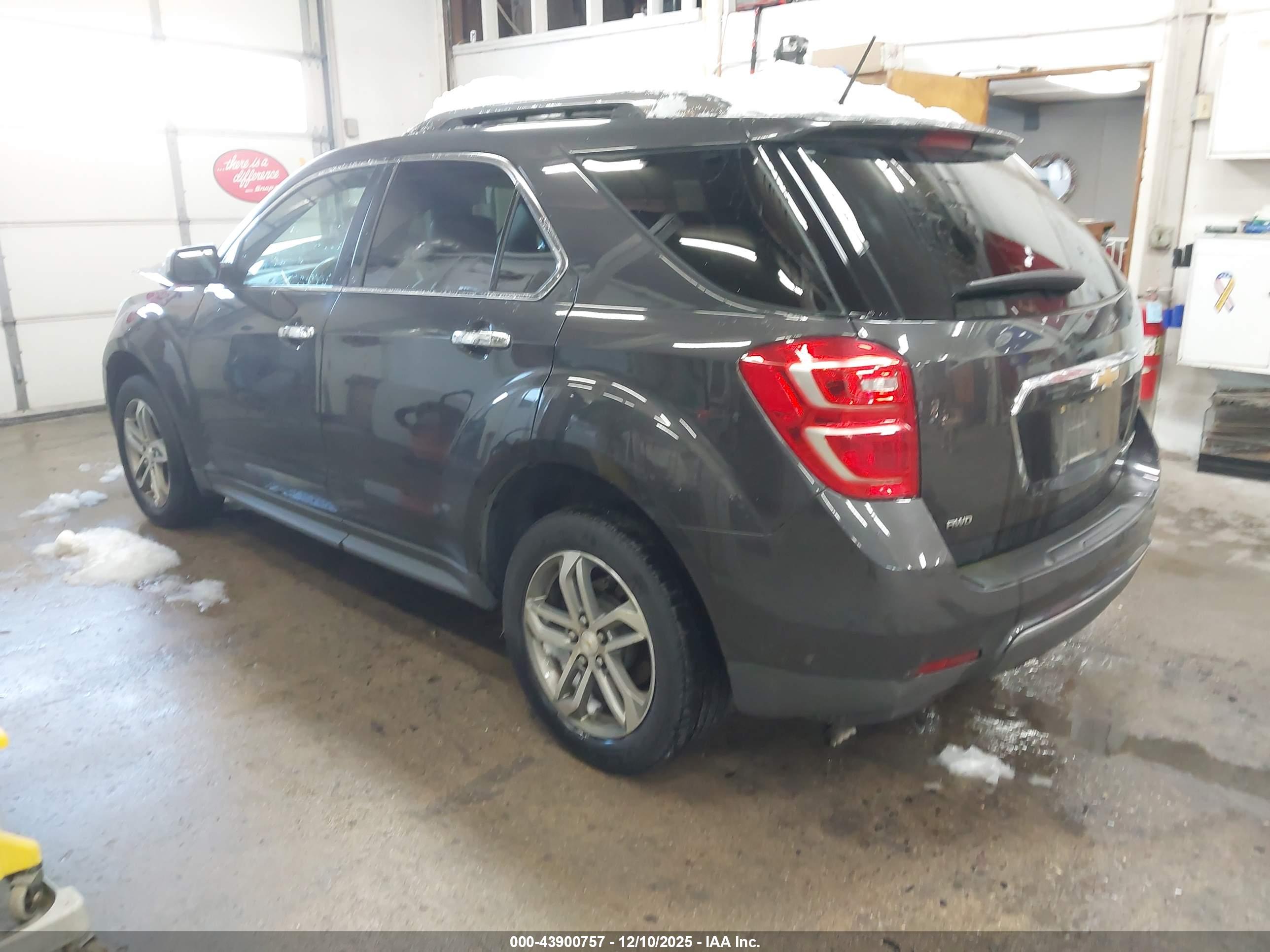 CHEVROLET EQUINOX image 3