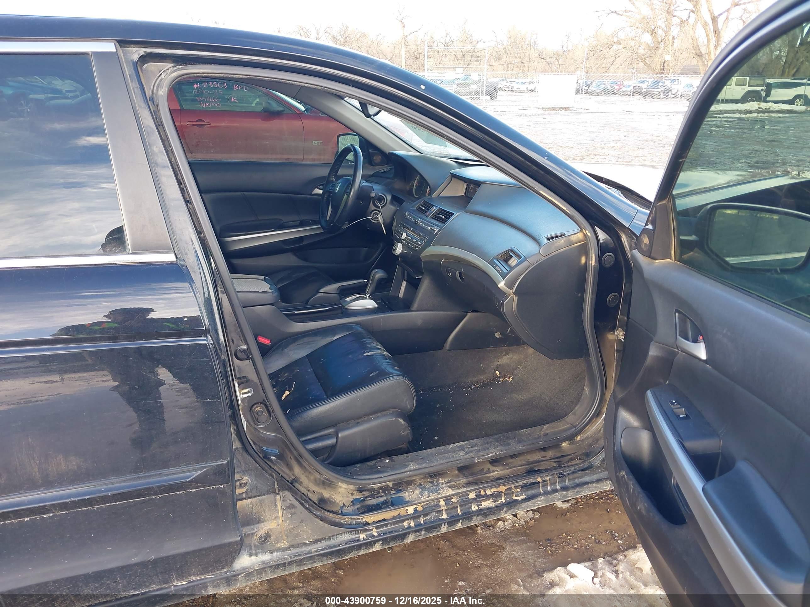 HONDA ACCORD image 5