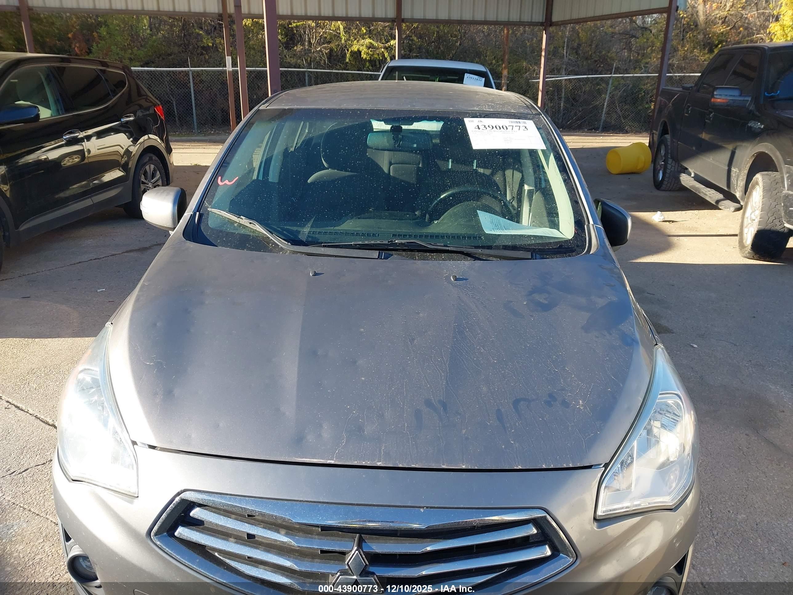 MITSUBISHI MIRAGE image 6