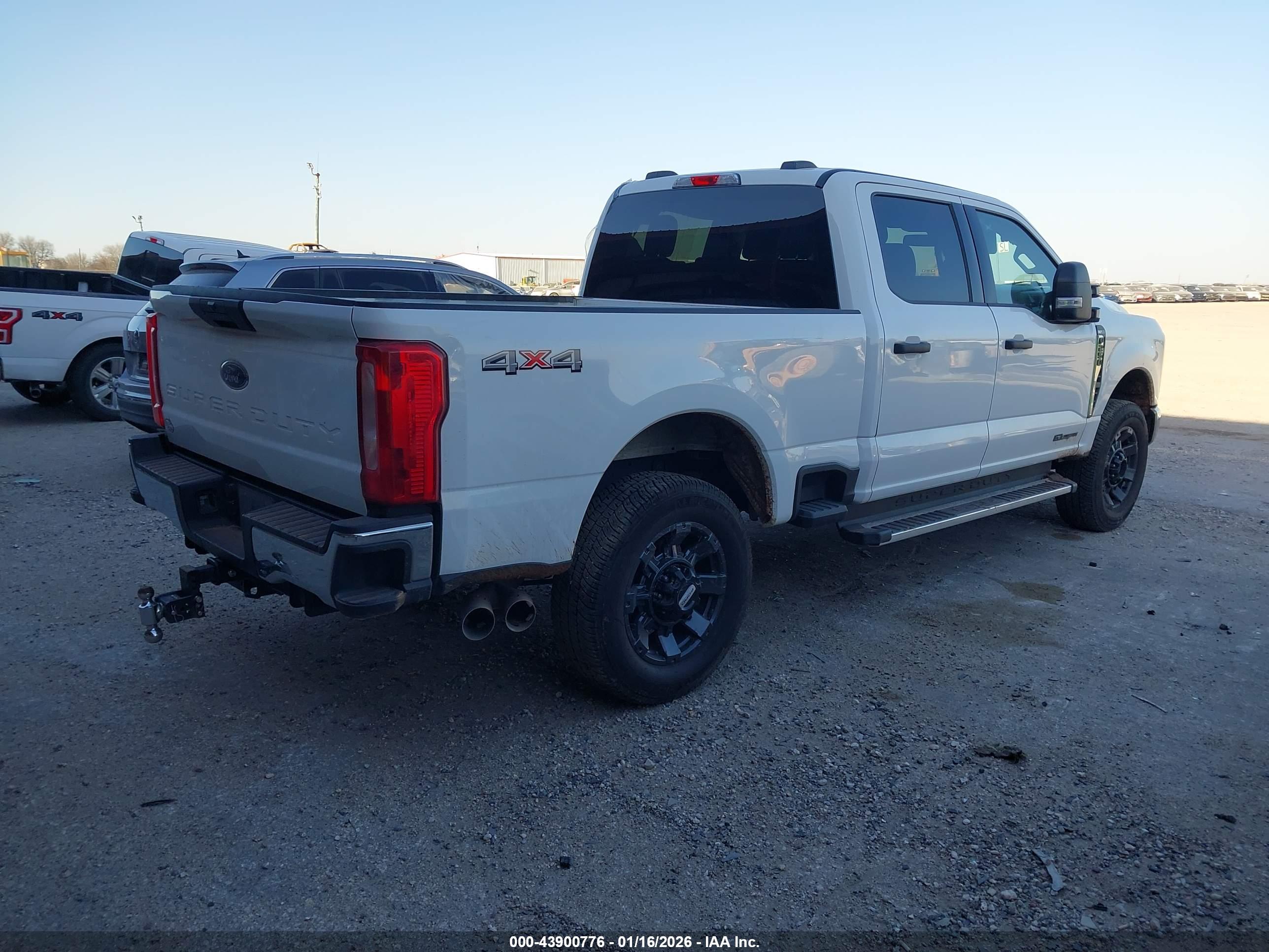 FORD F-250 image 4