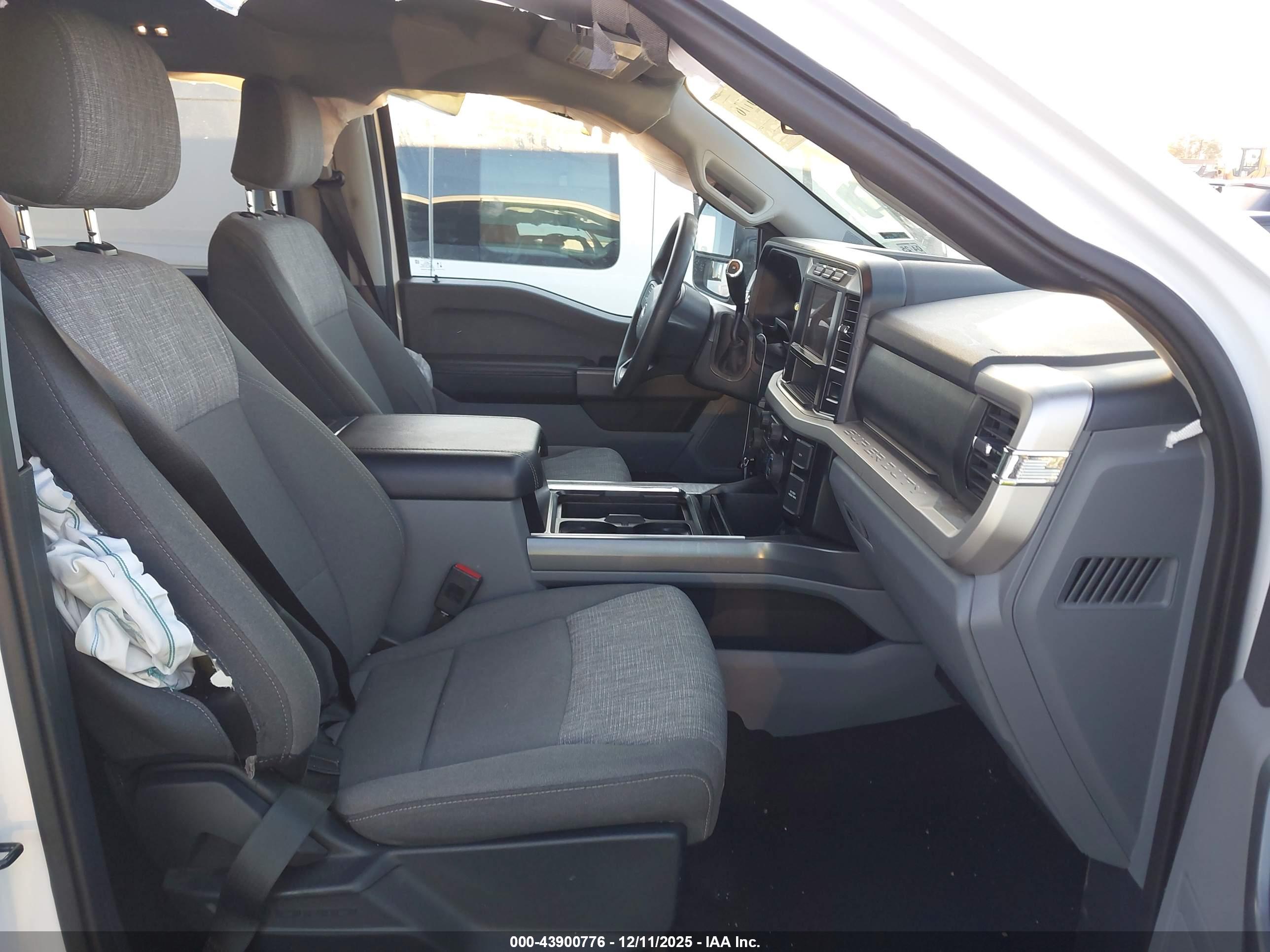 FORD F-250 image 5