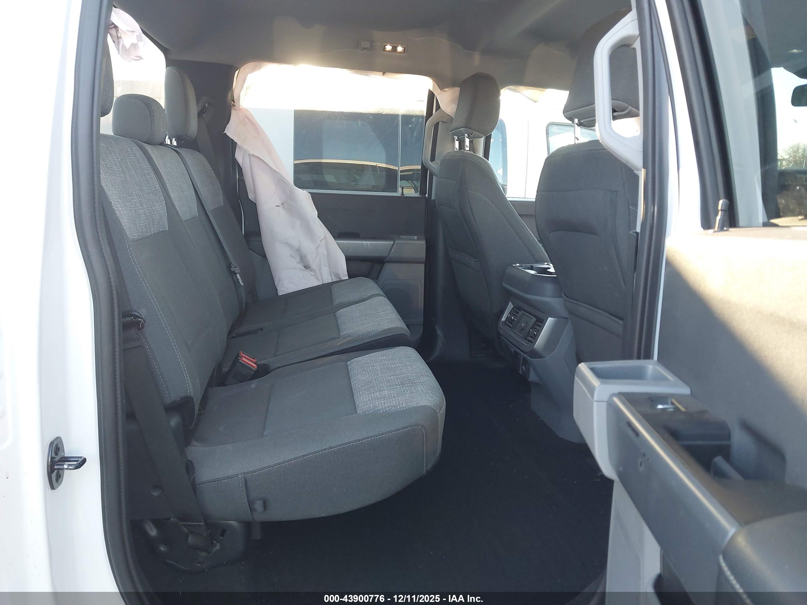 FORD F-250 image 8