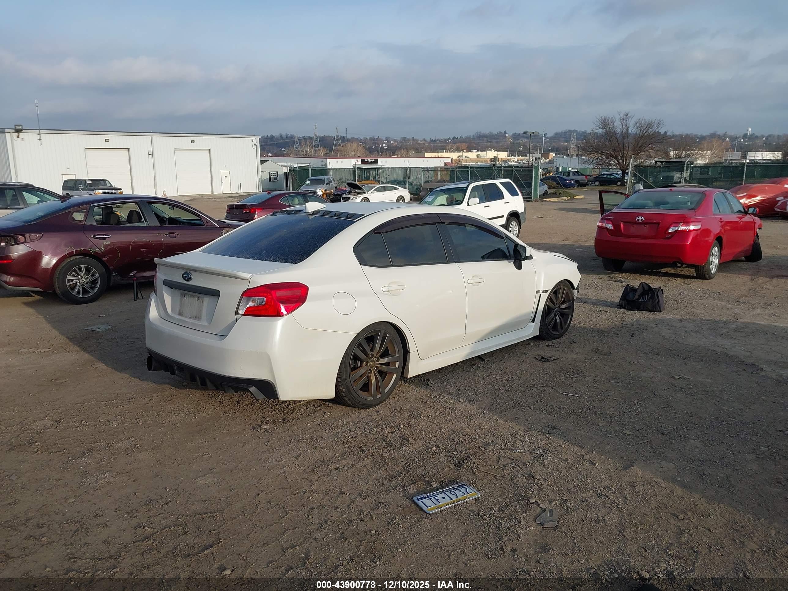 SUBARU WRX image 4