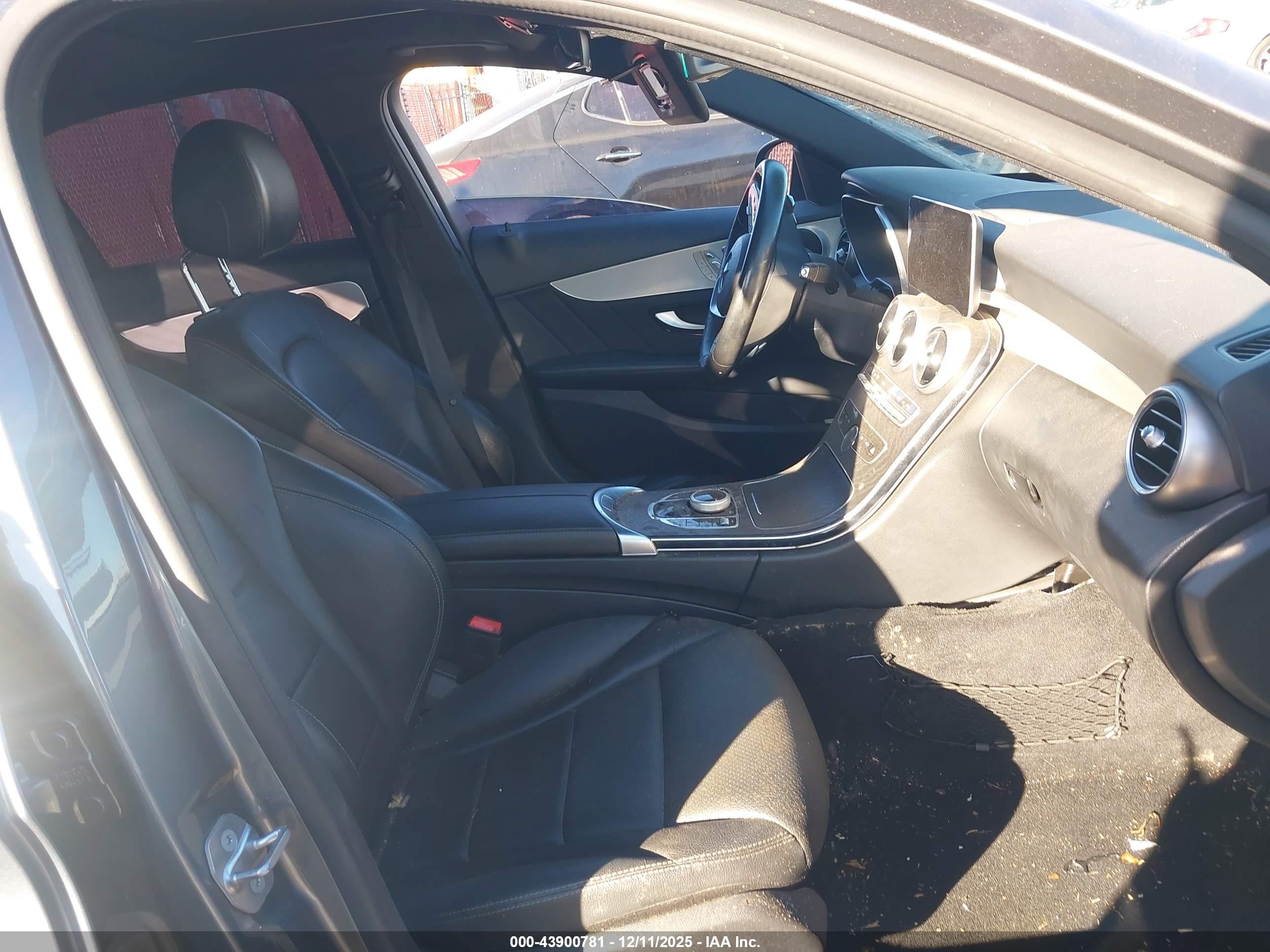 MERCEDES-BENZ C image 5