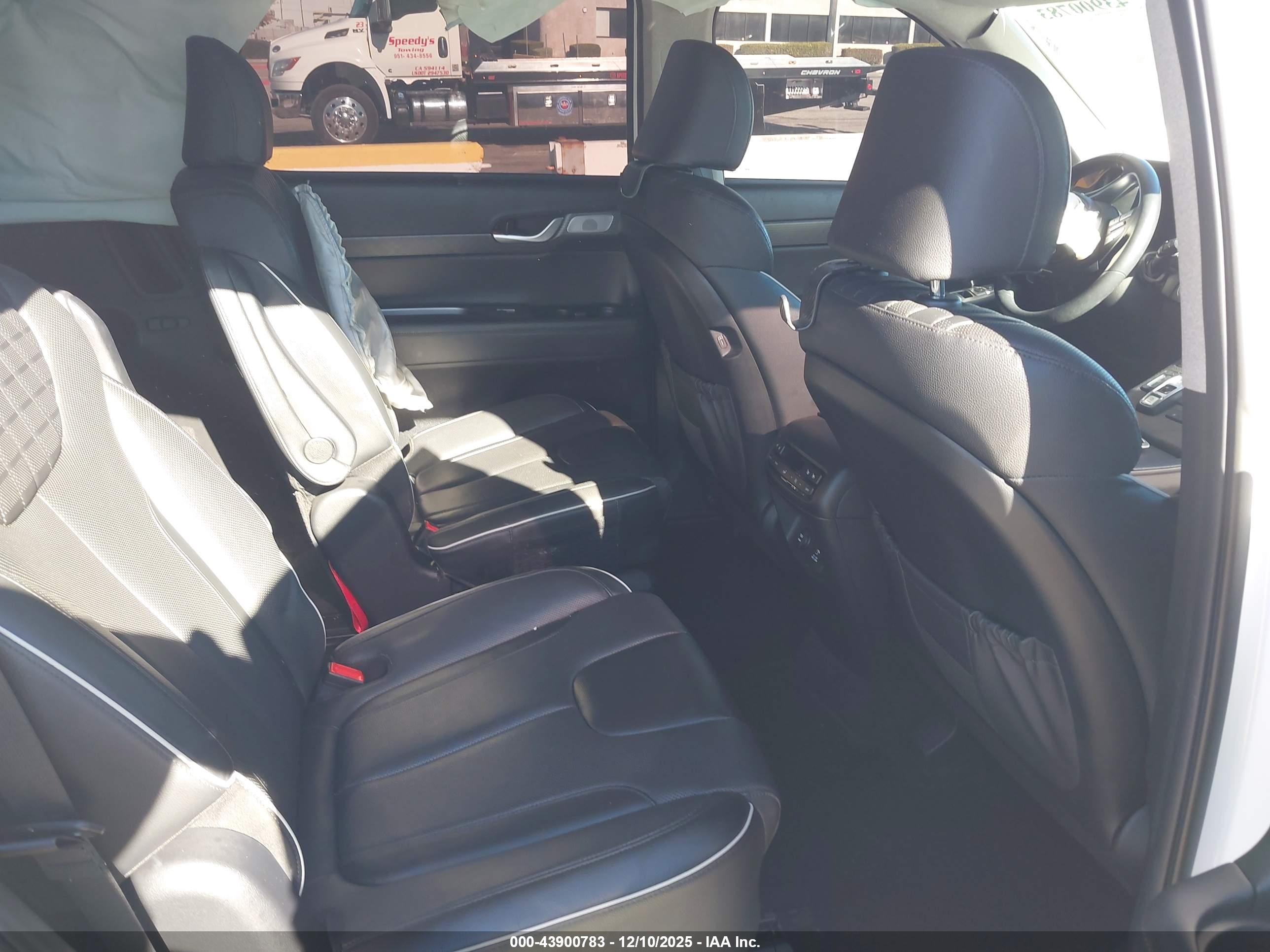 HYUNDAI PALISADE image 8