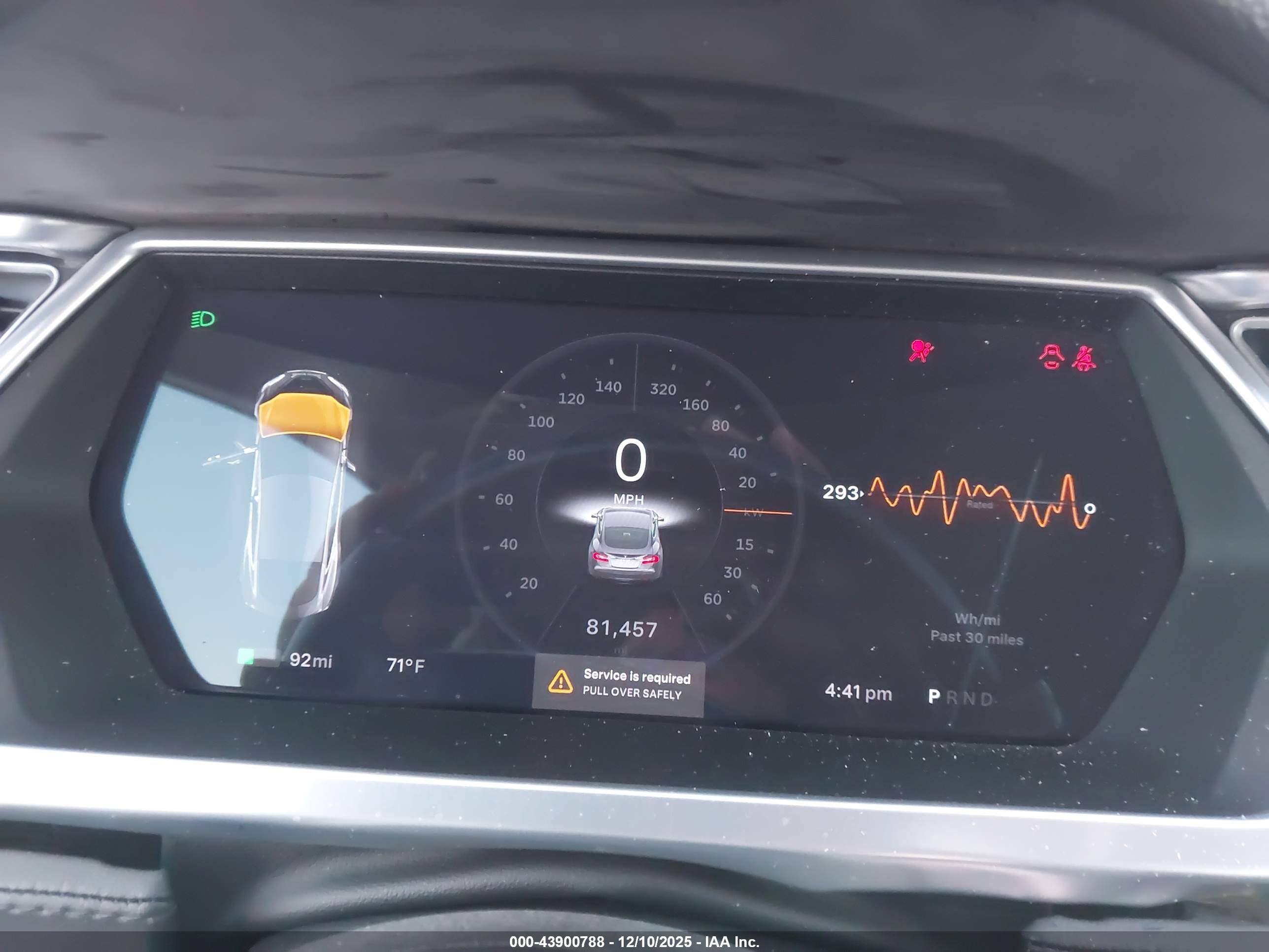 TESLA MODEL image 7