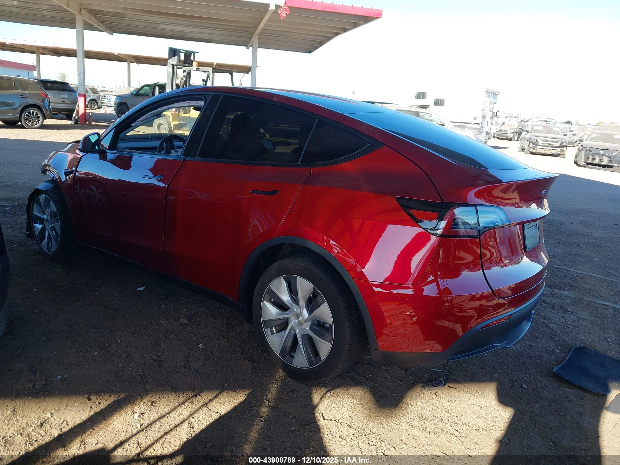 TESLA MODEL image 3