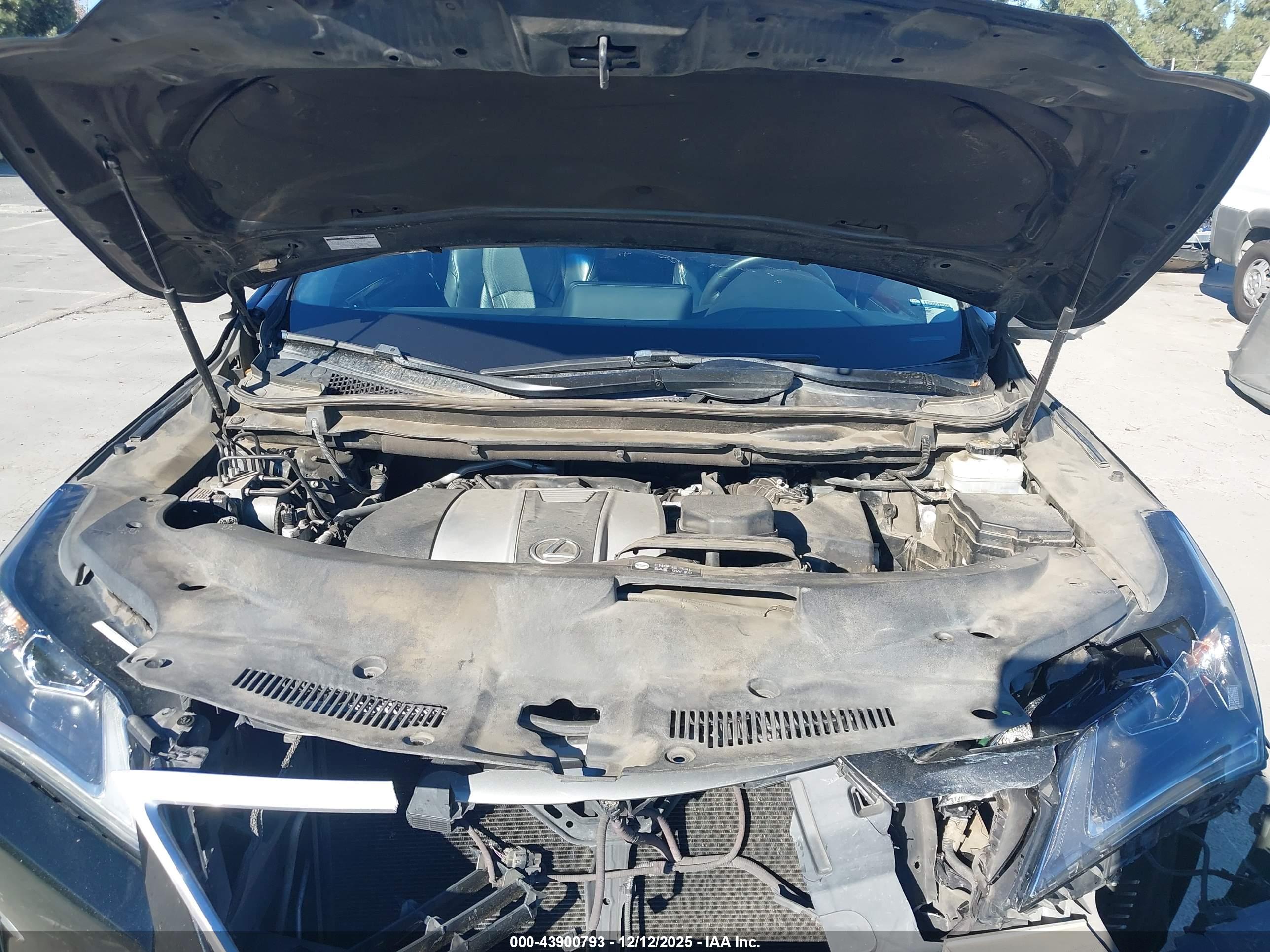 LEXUS RX image 10
