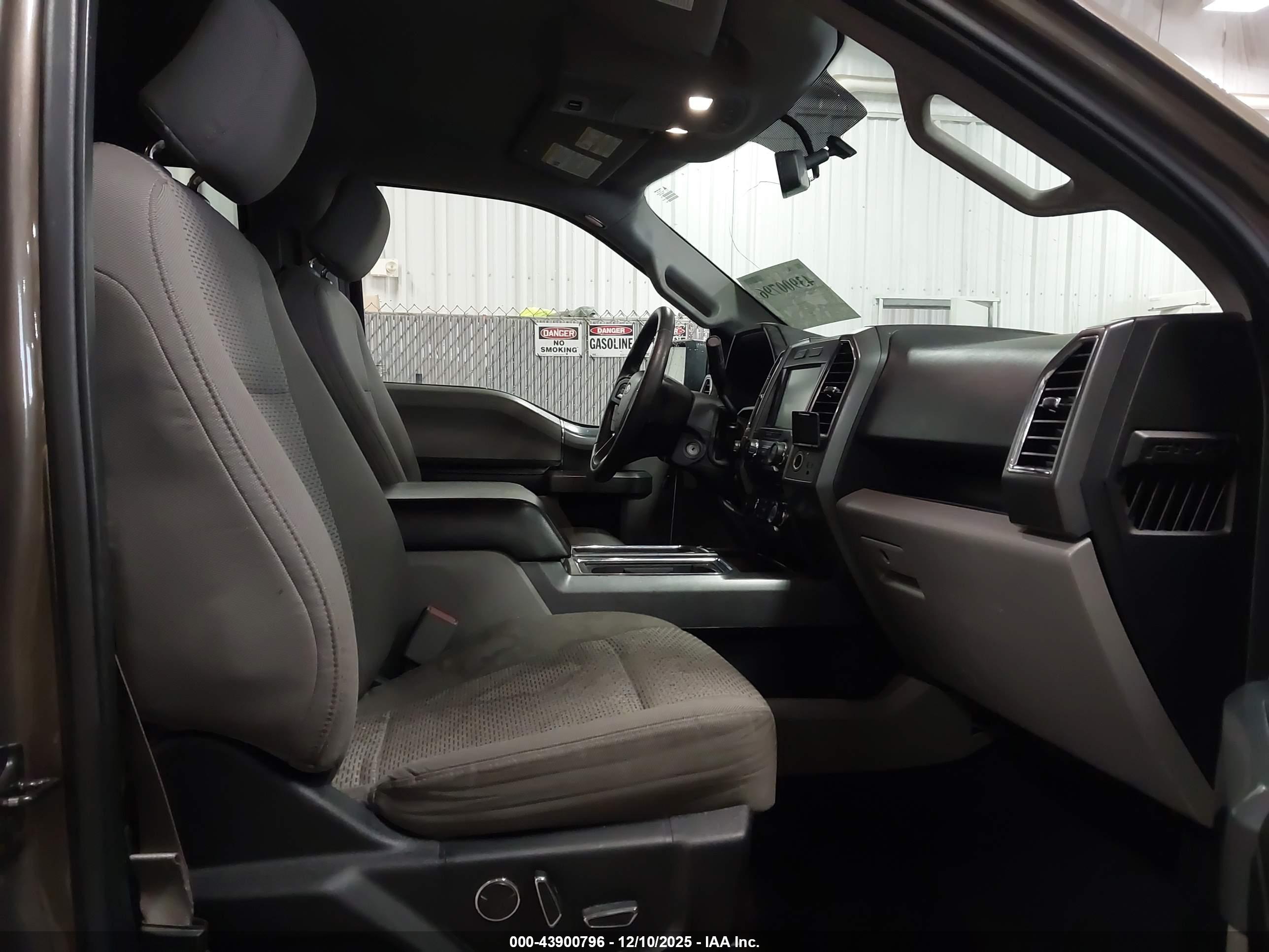 FORD F-150 image 5