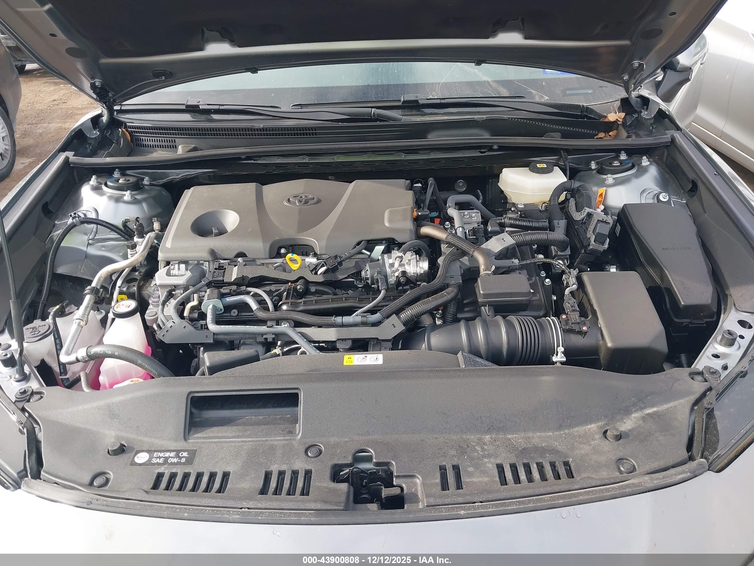 TOYOTA CAMRY image 10