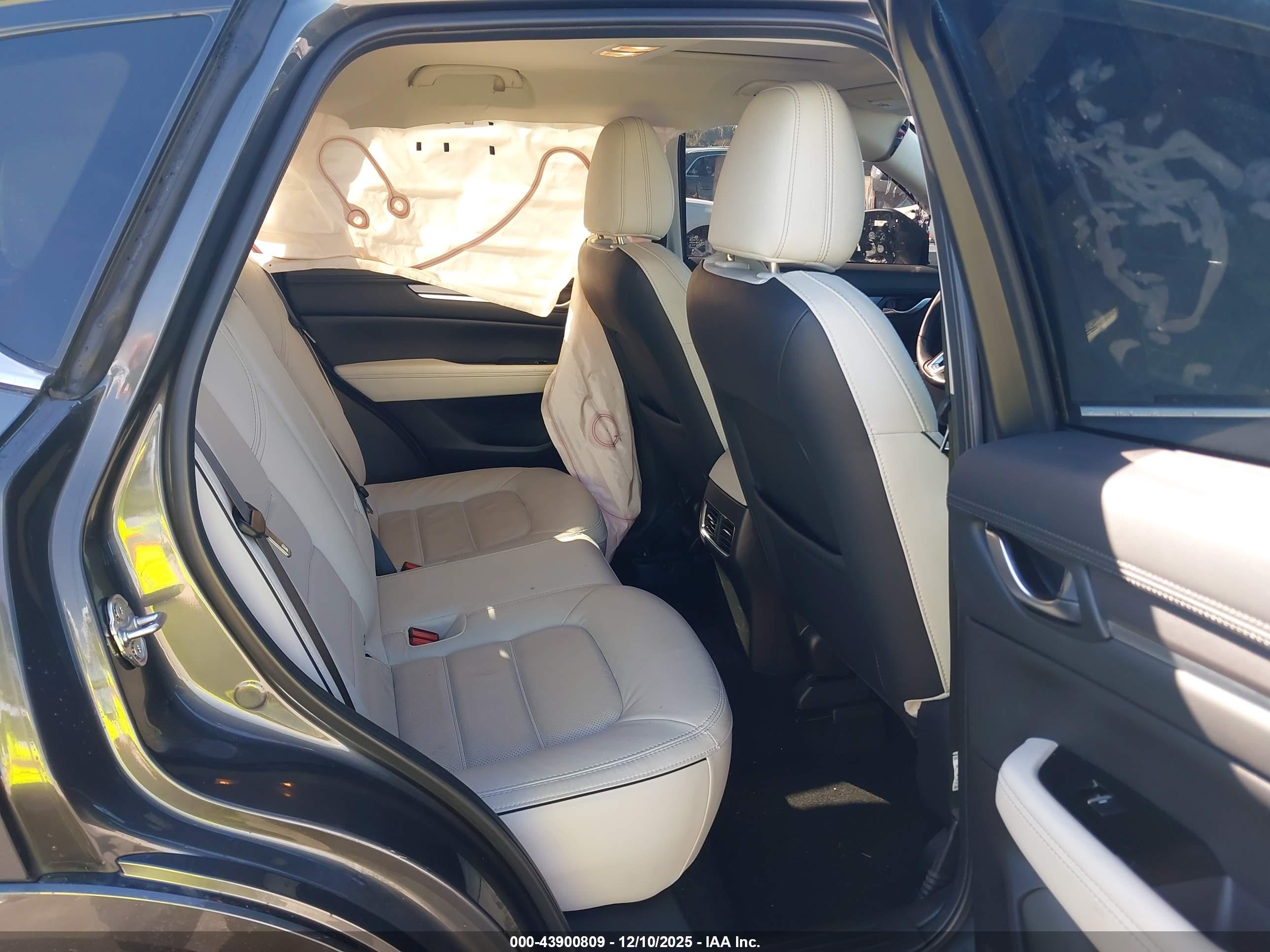 MAZDA CX-5 image 8
