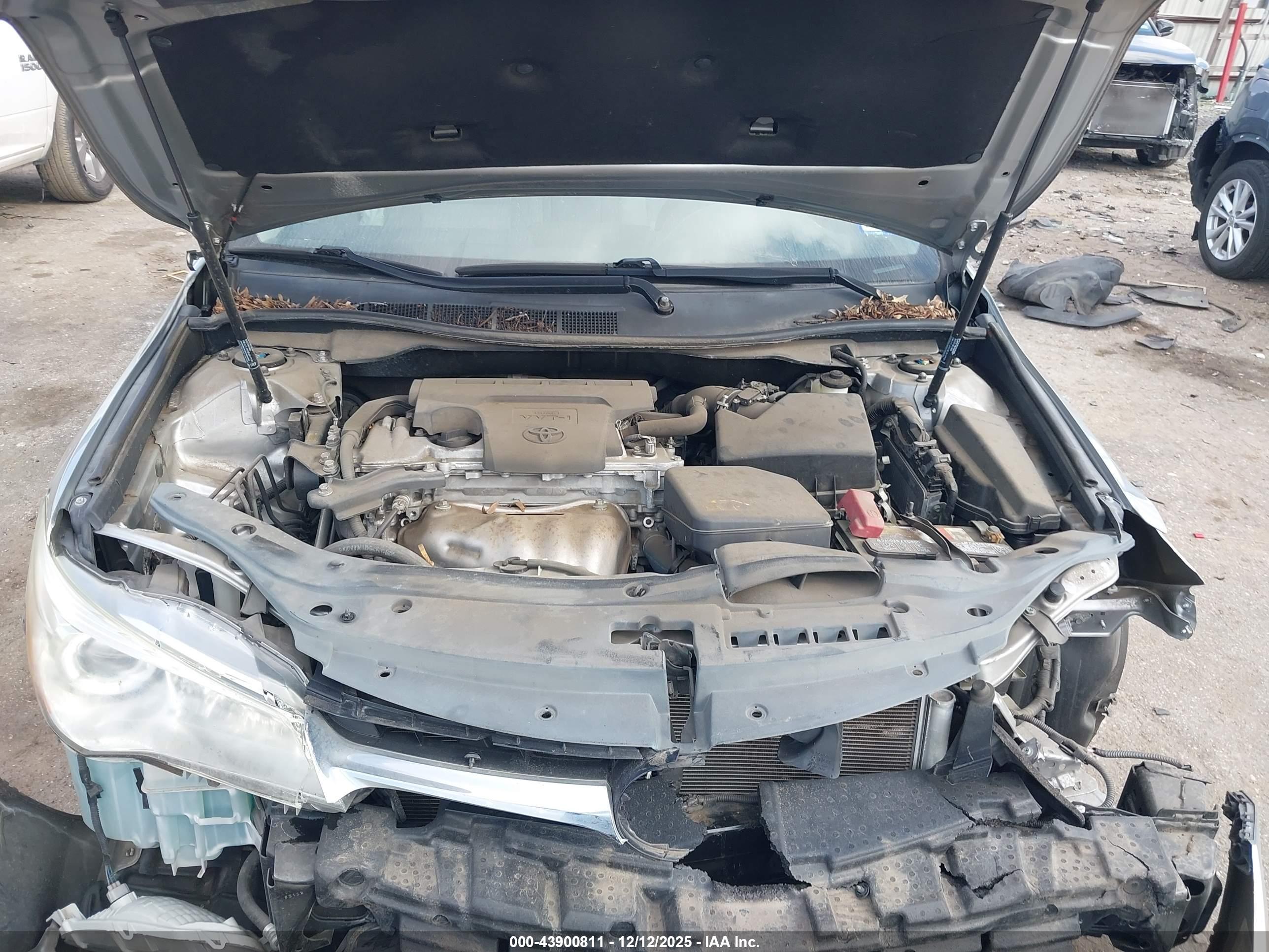 TOYOTA CAMRY image 10