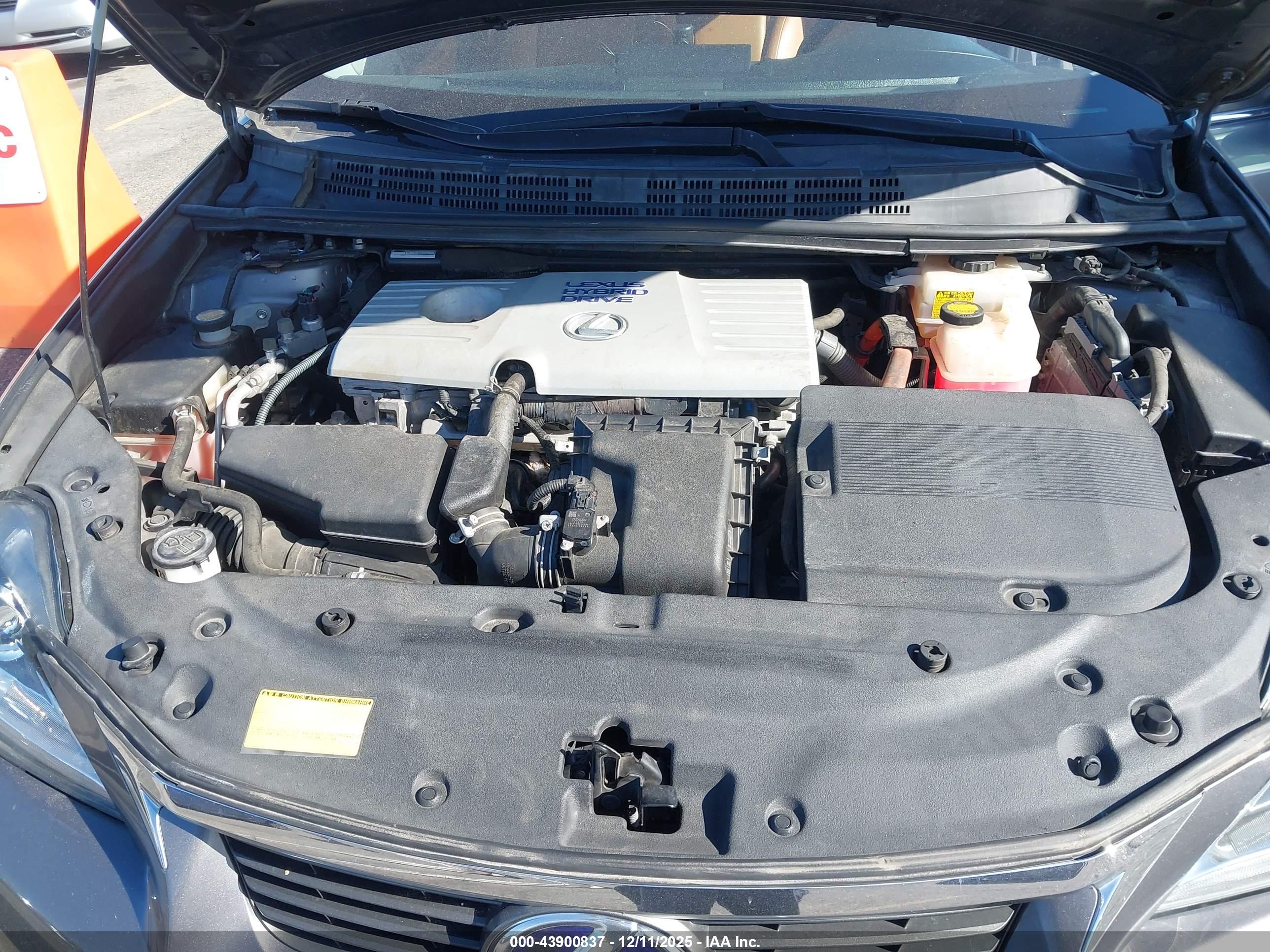 LEXUS CT image 10
