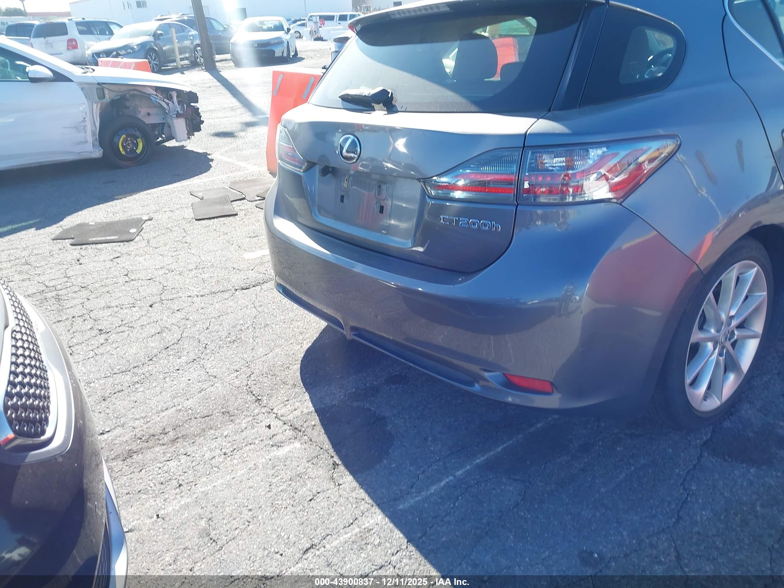 LEXUS CT image 4
