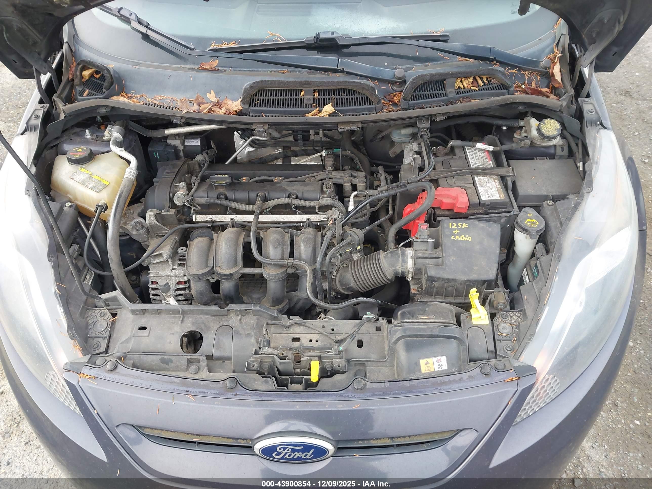 FORD FIESTA image 10