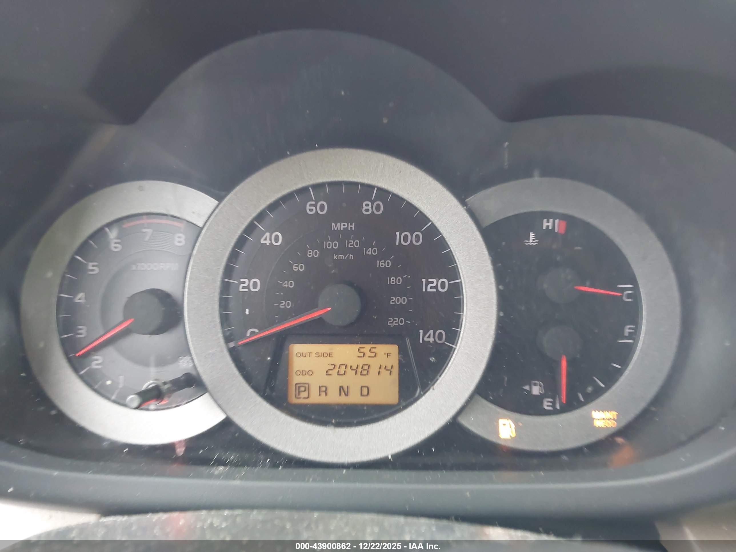 TOYOTA RAV4 image 7