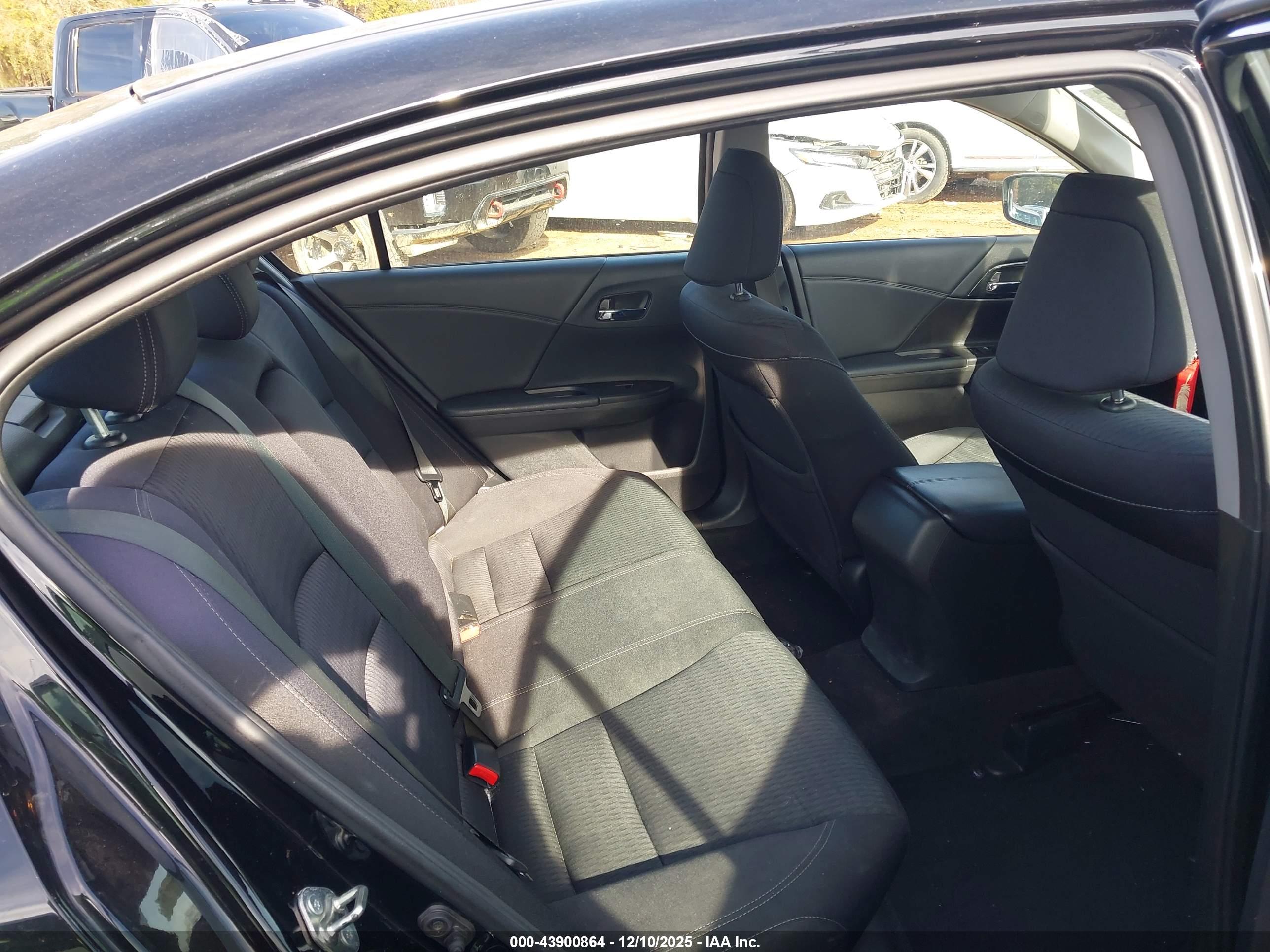 HONDA ACCORD image 8