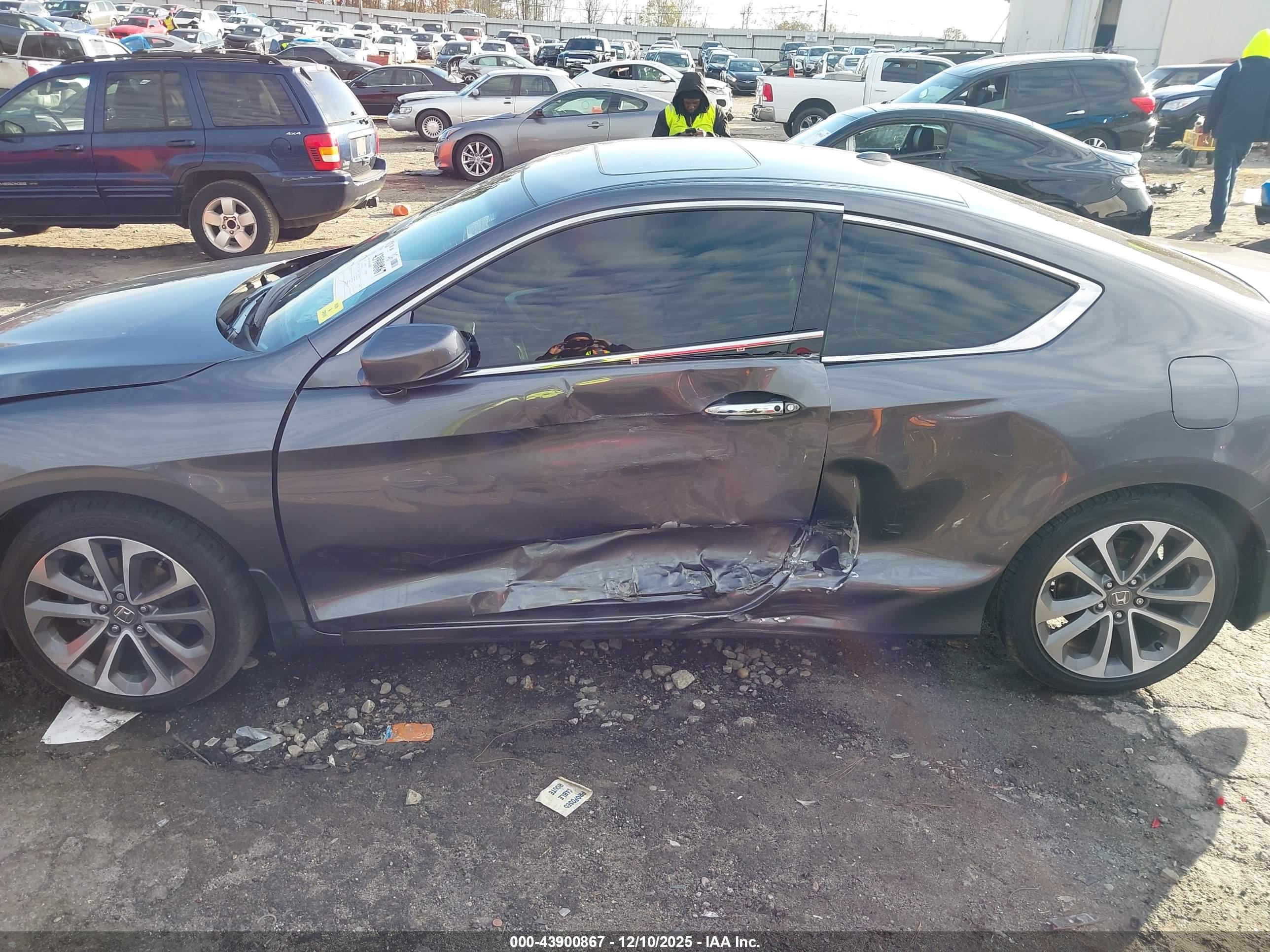 HONDA ACCORD image 6