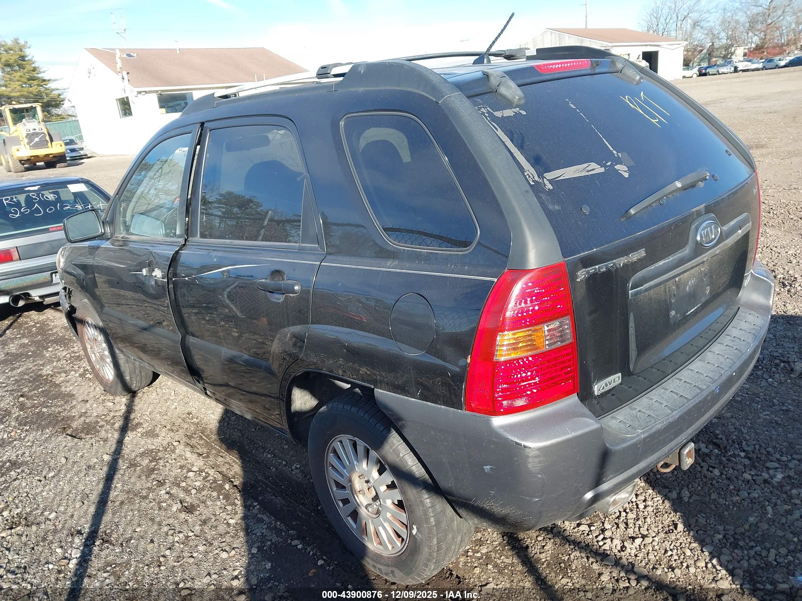 KIA SPORTAGE image 3