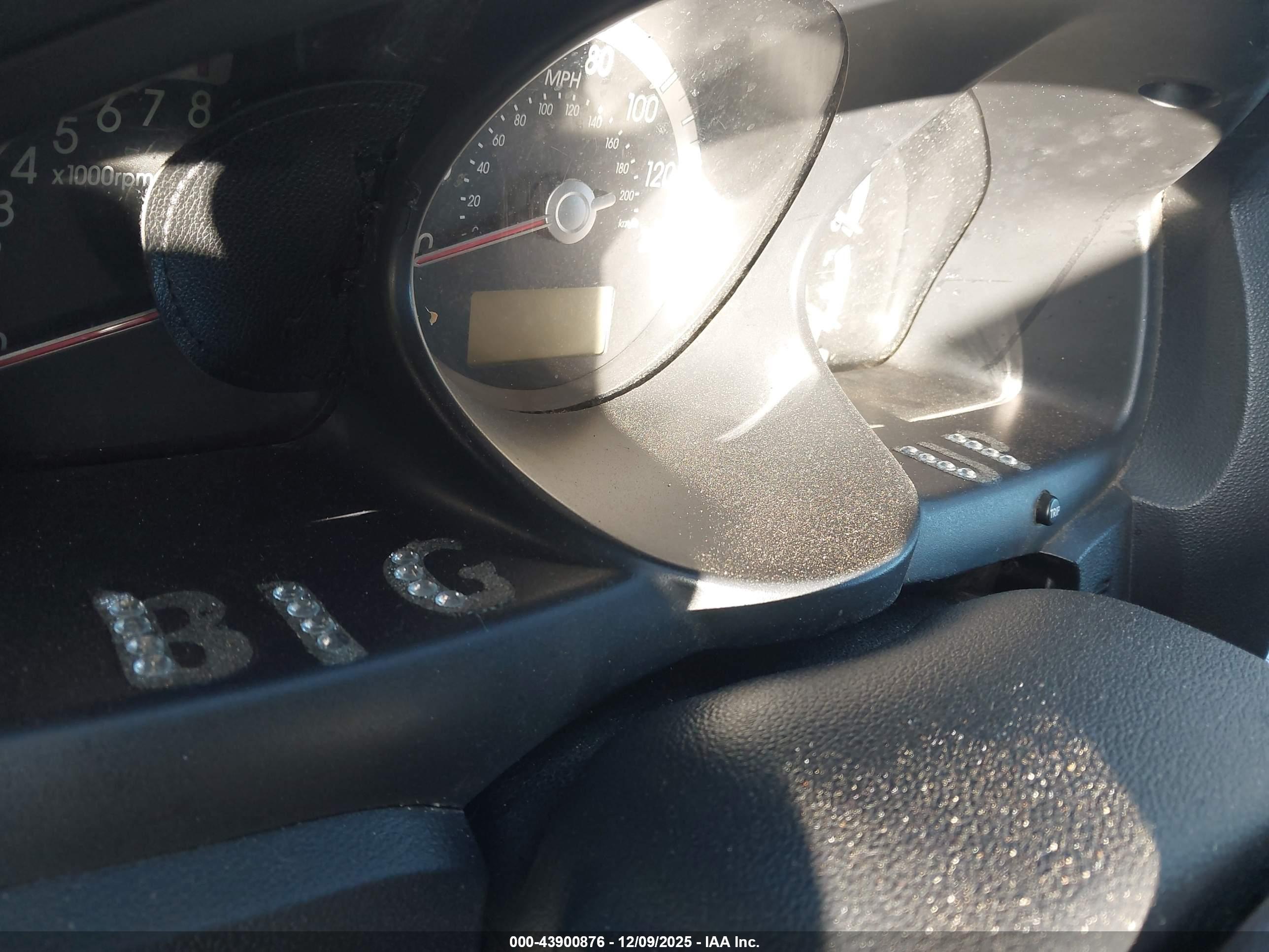 KIA SPORTAGE image 7