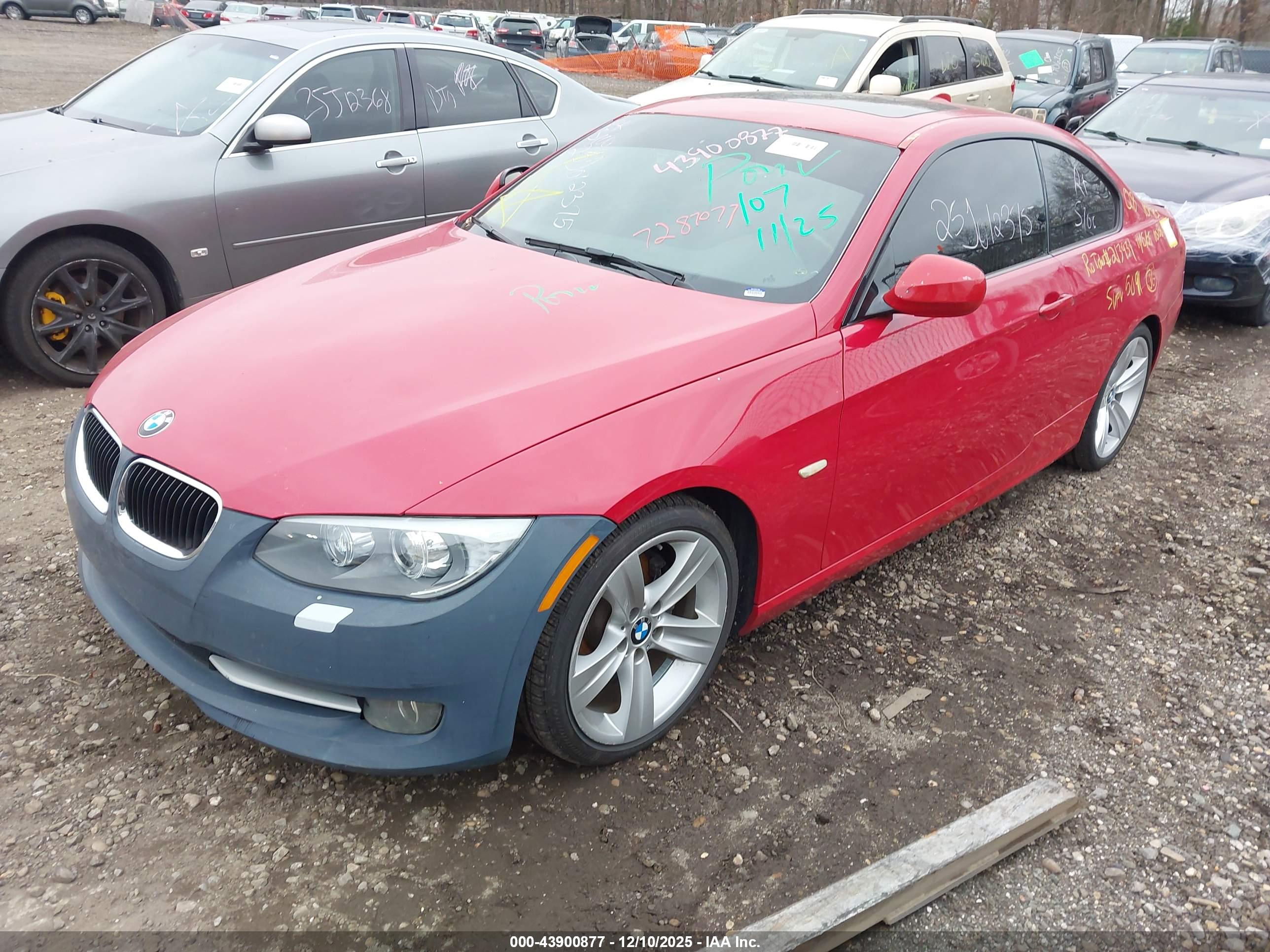 BMW 328I image 2