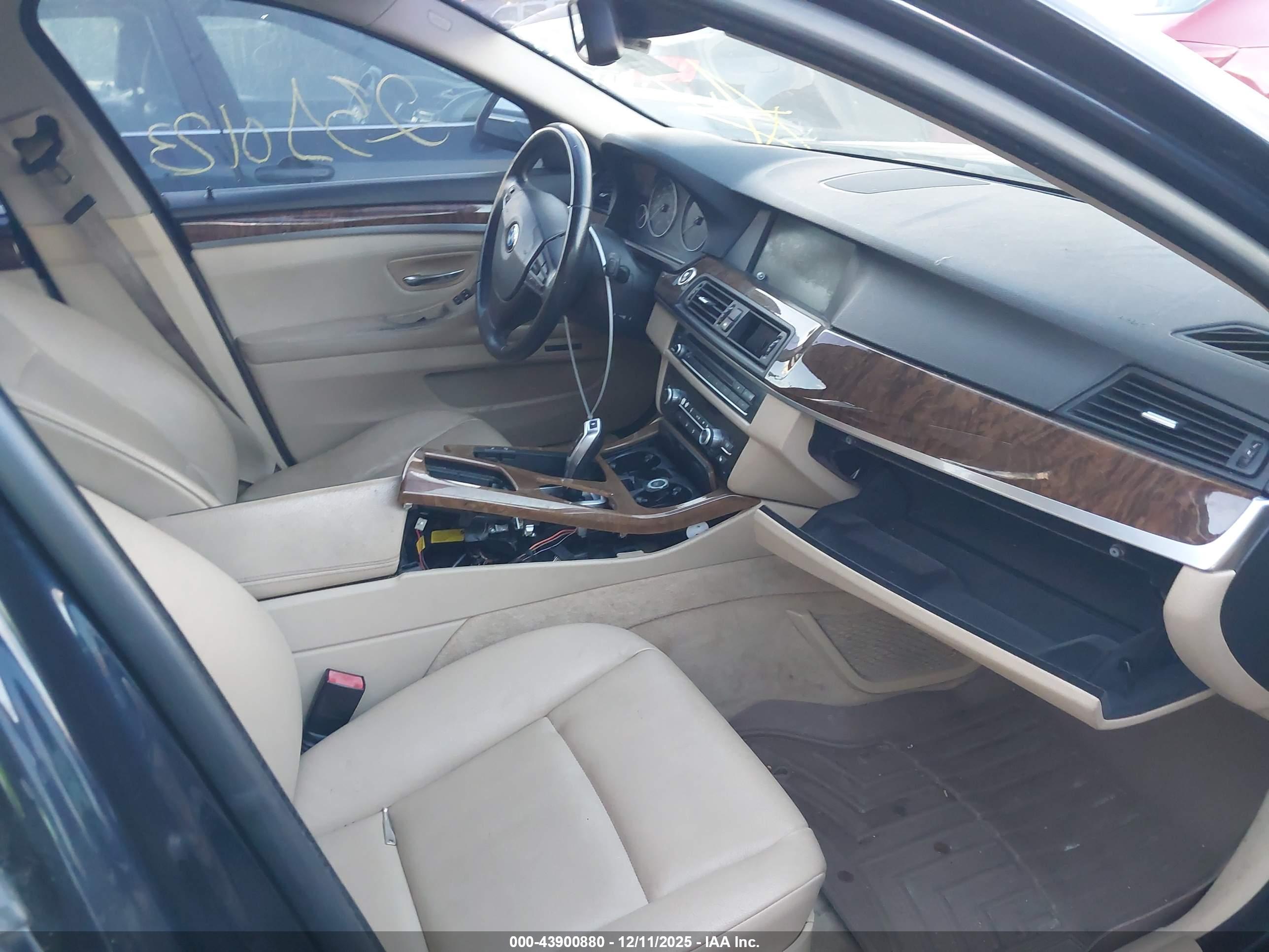 BMW 535I image 5