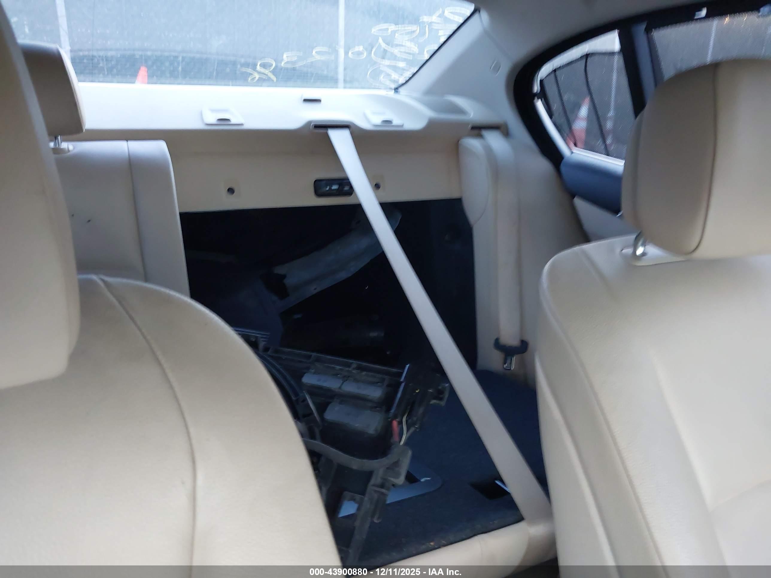 BMW 535I image 8