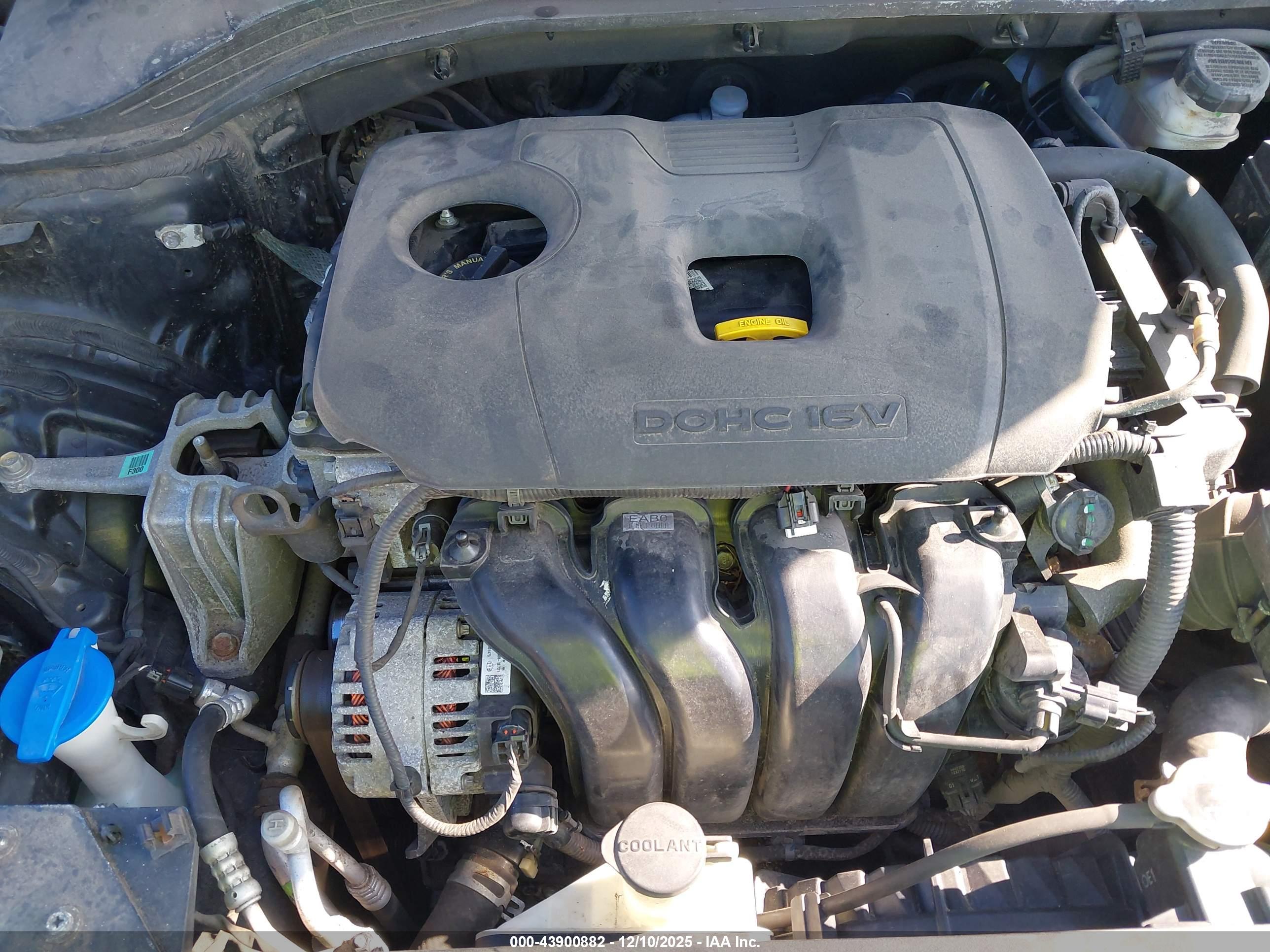 HYUNDAI ELANTRA image 6