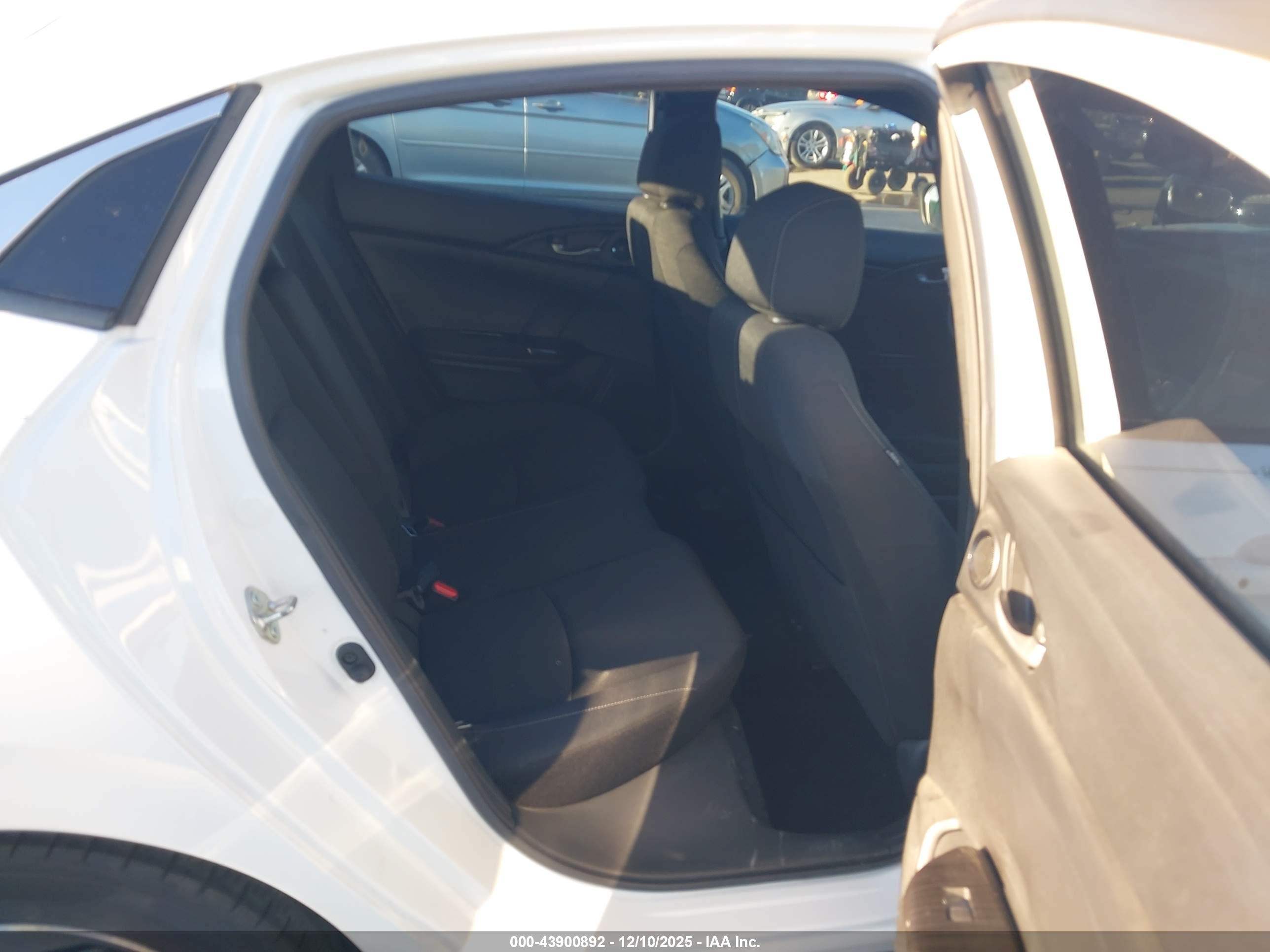 HONDA CIVIC image 8