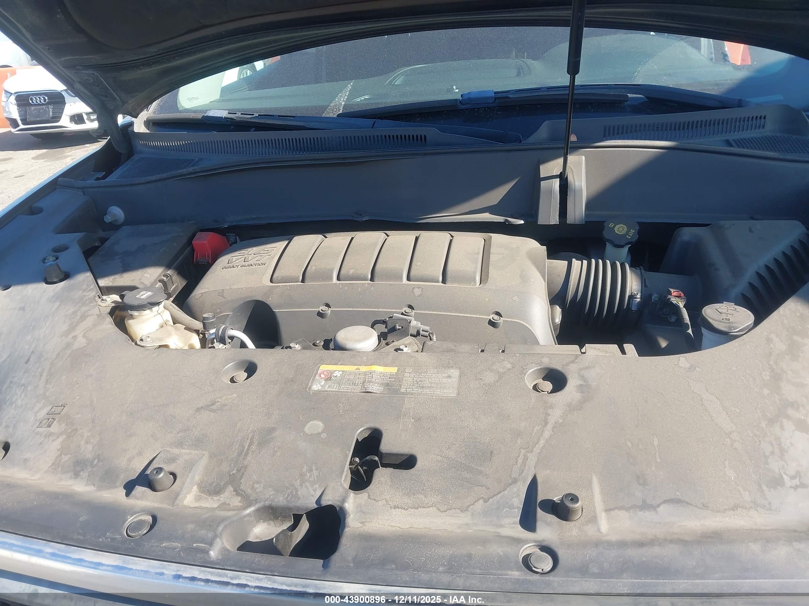 GMC ACADIA image 10