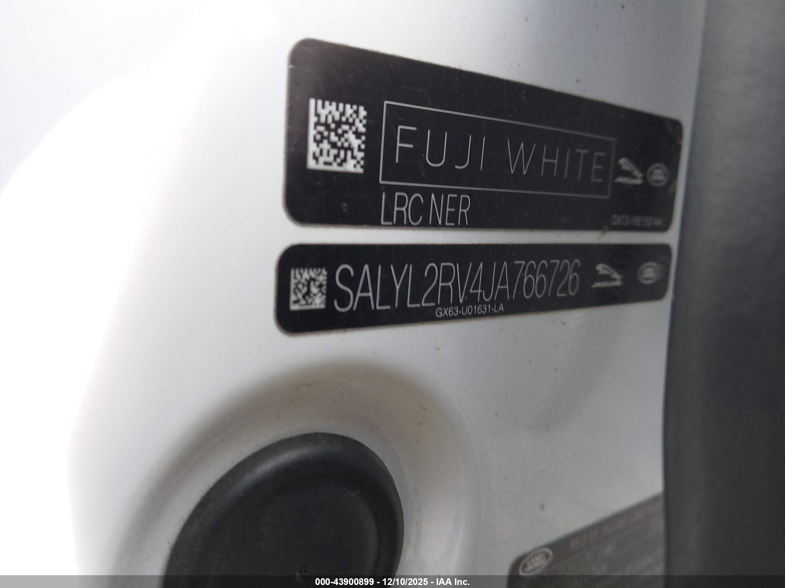 LAND ROVER image 9
