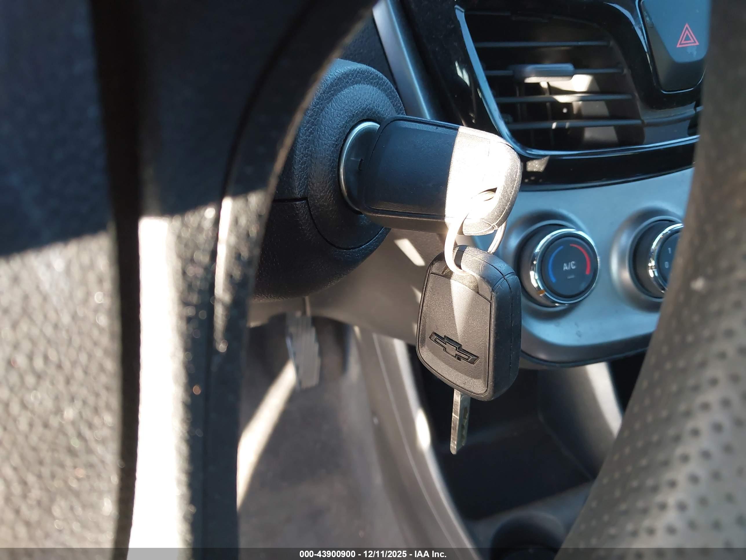 CHEVROLET SPARK image 11