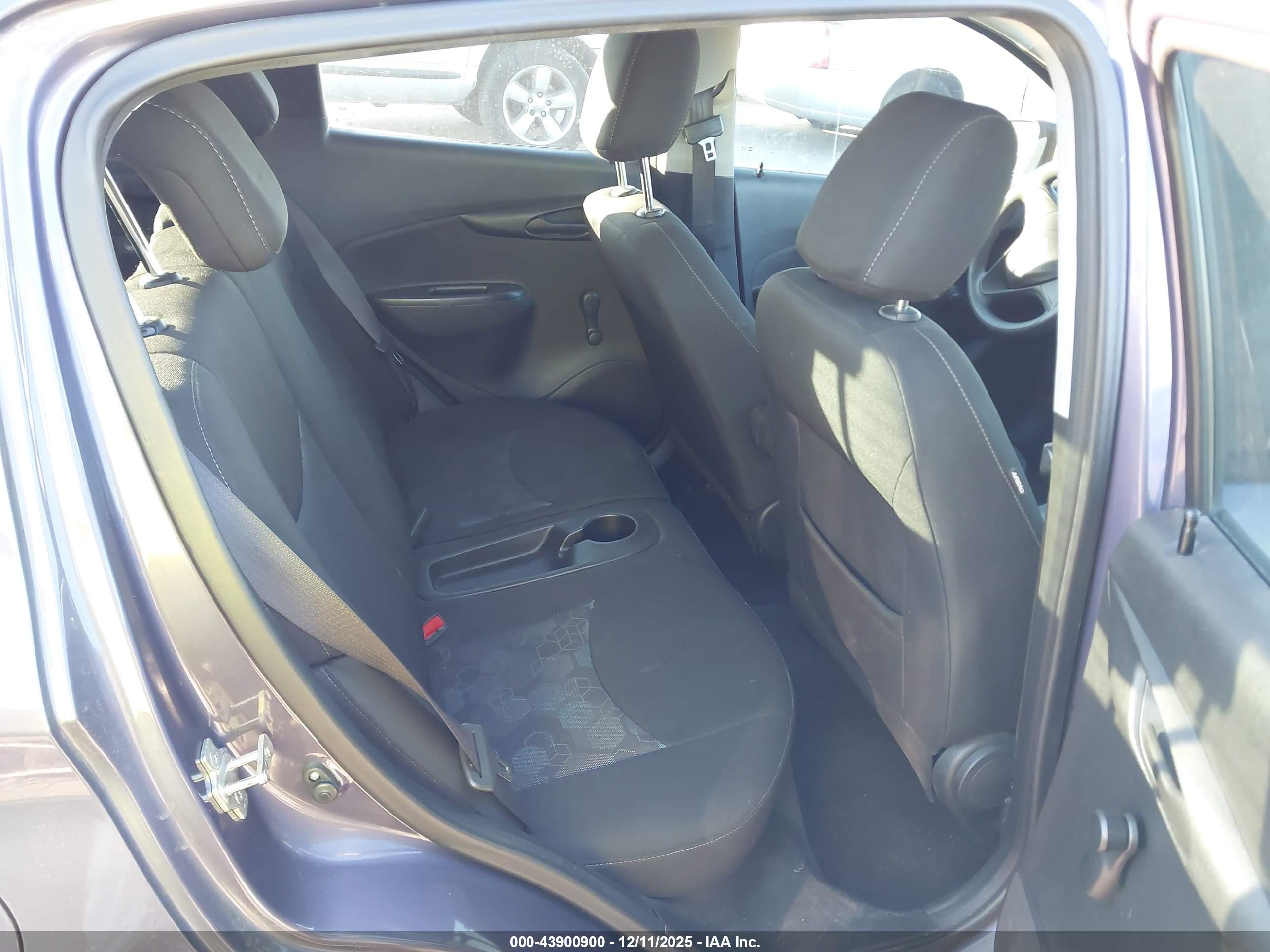 CHEVROLET SPARK image 8
