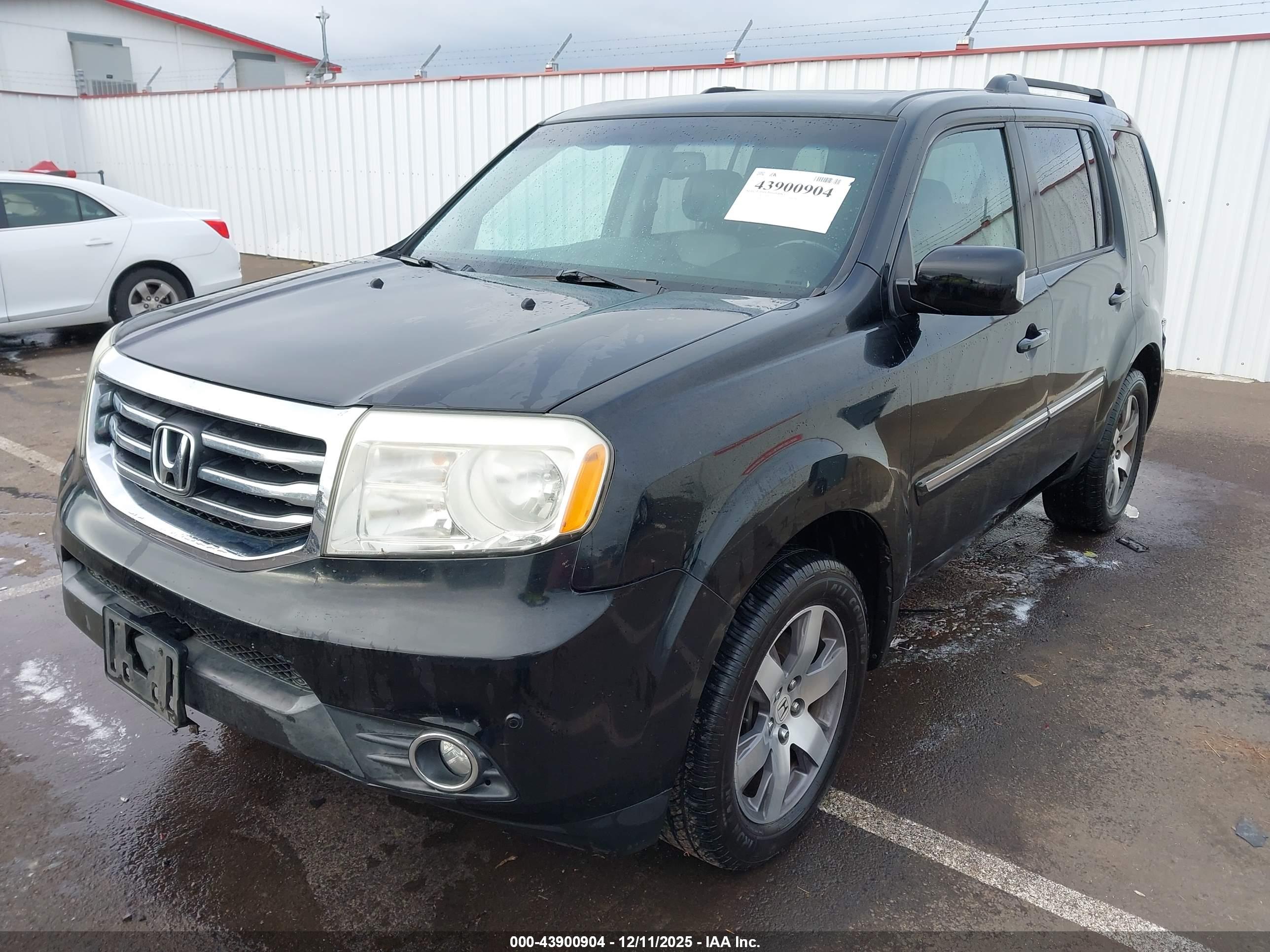 HONDA PILOT image 2