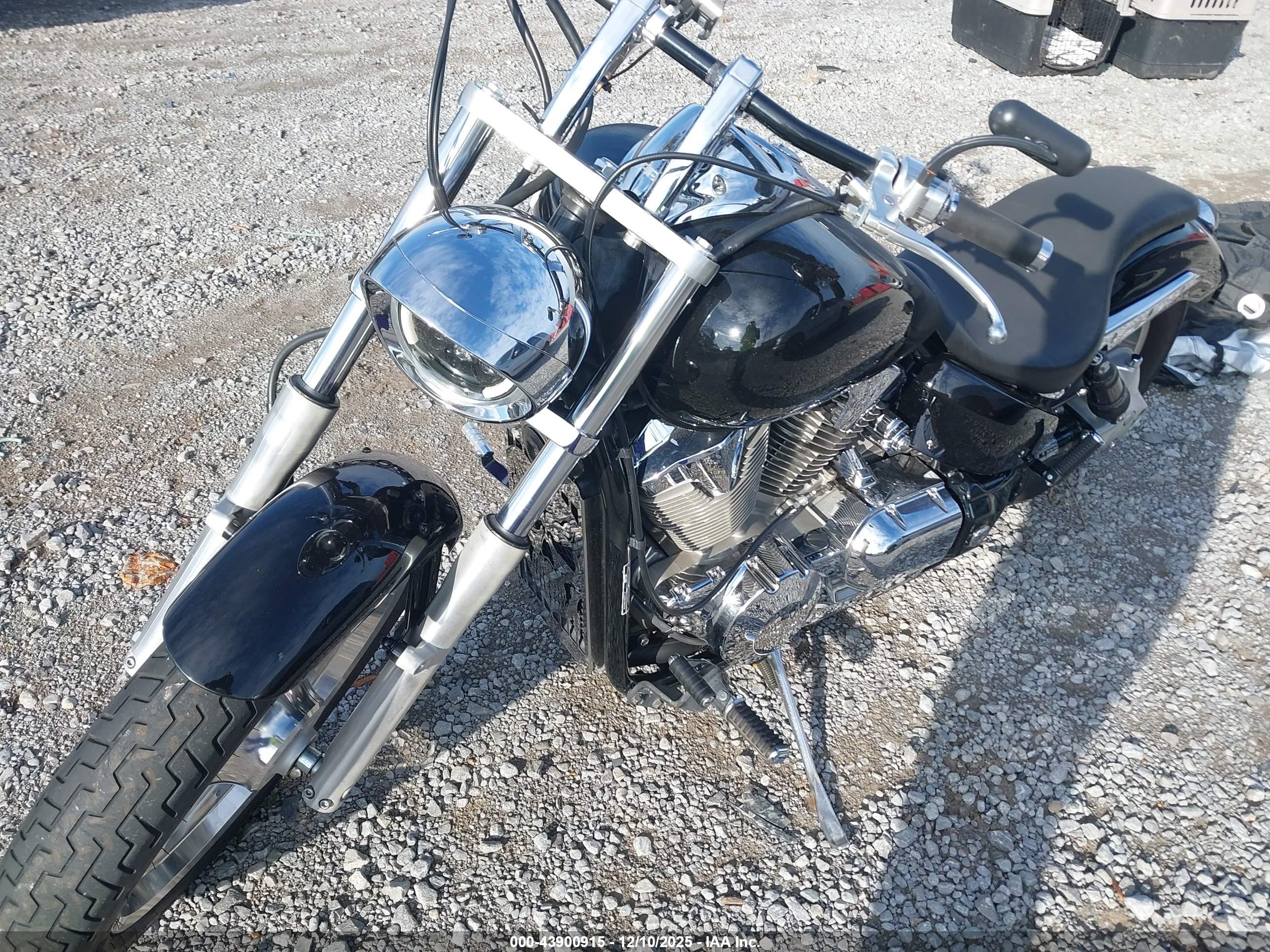 HONDA VTX1300 image 2