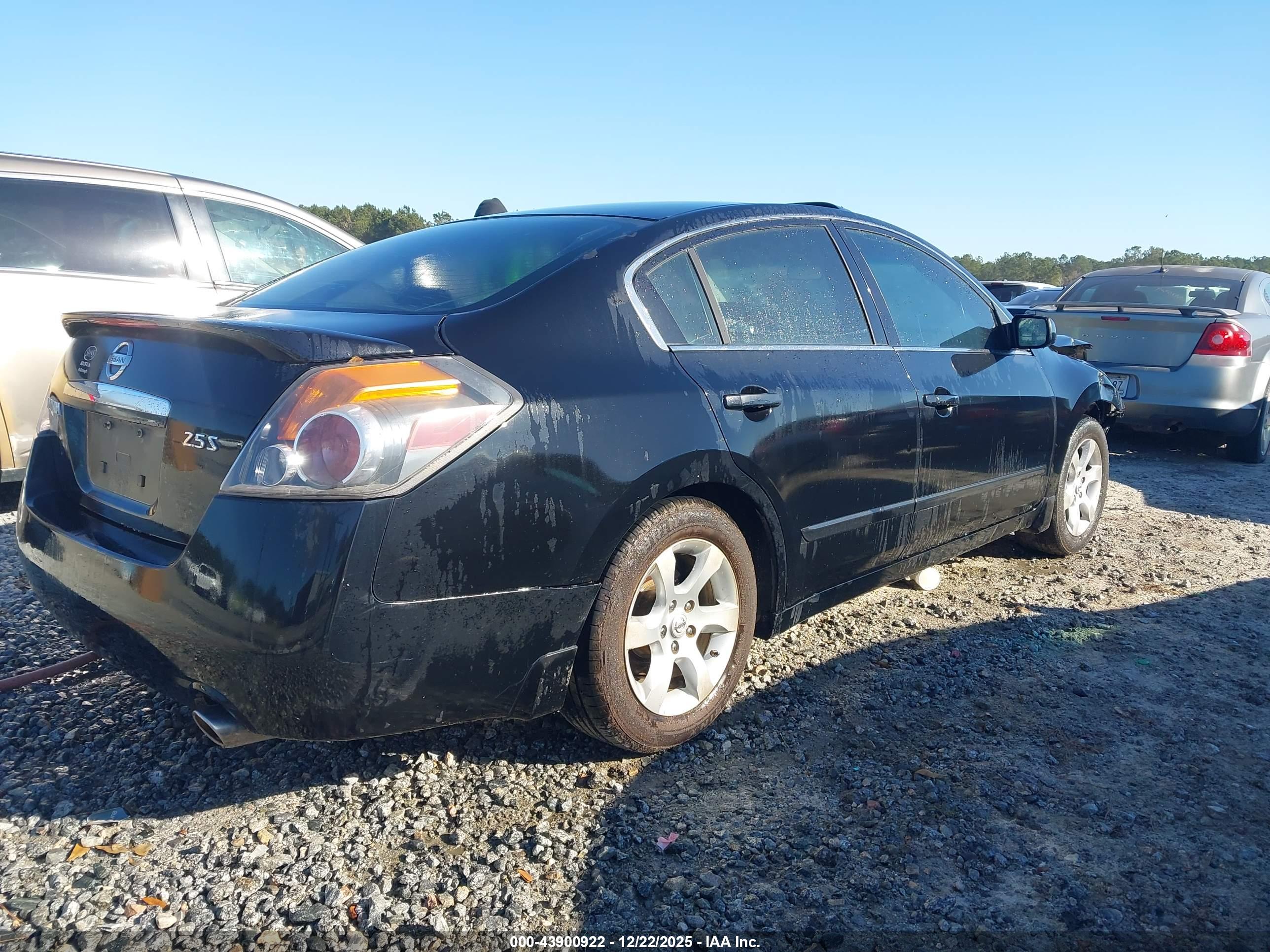 NISSAN ALTIMA image 4