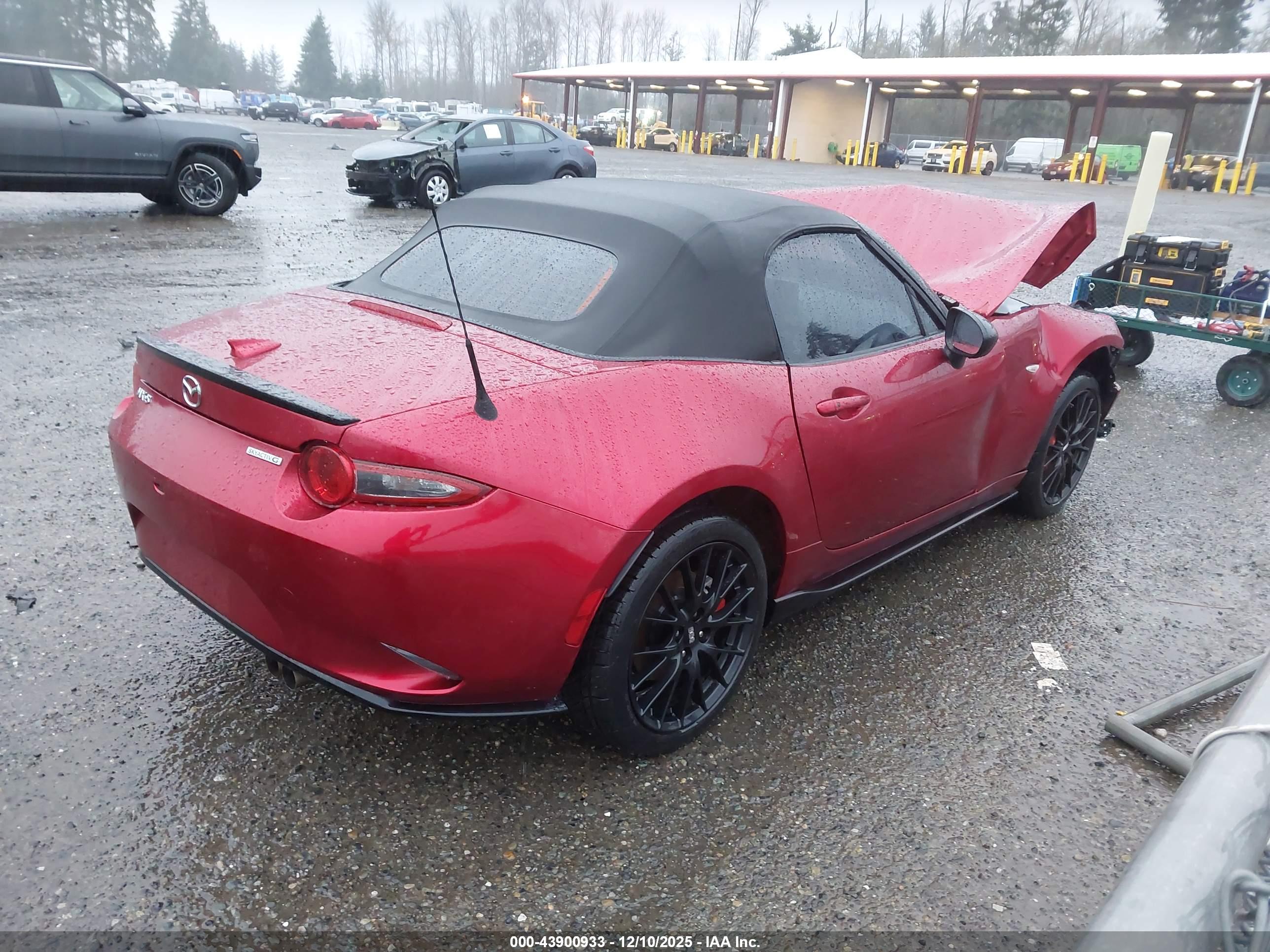 MAZDA MX-5 image 4