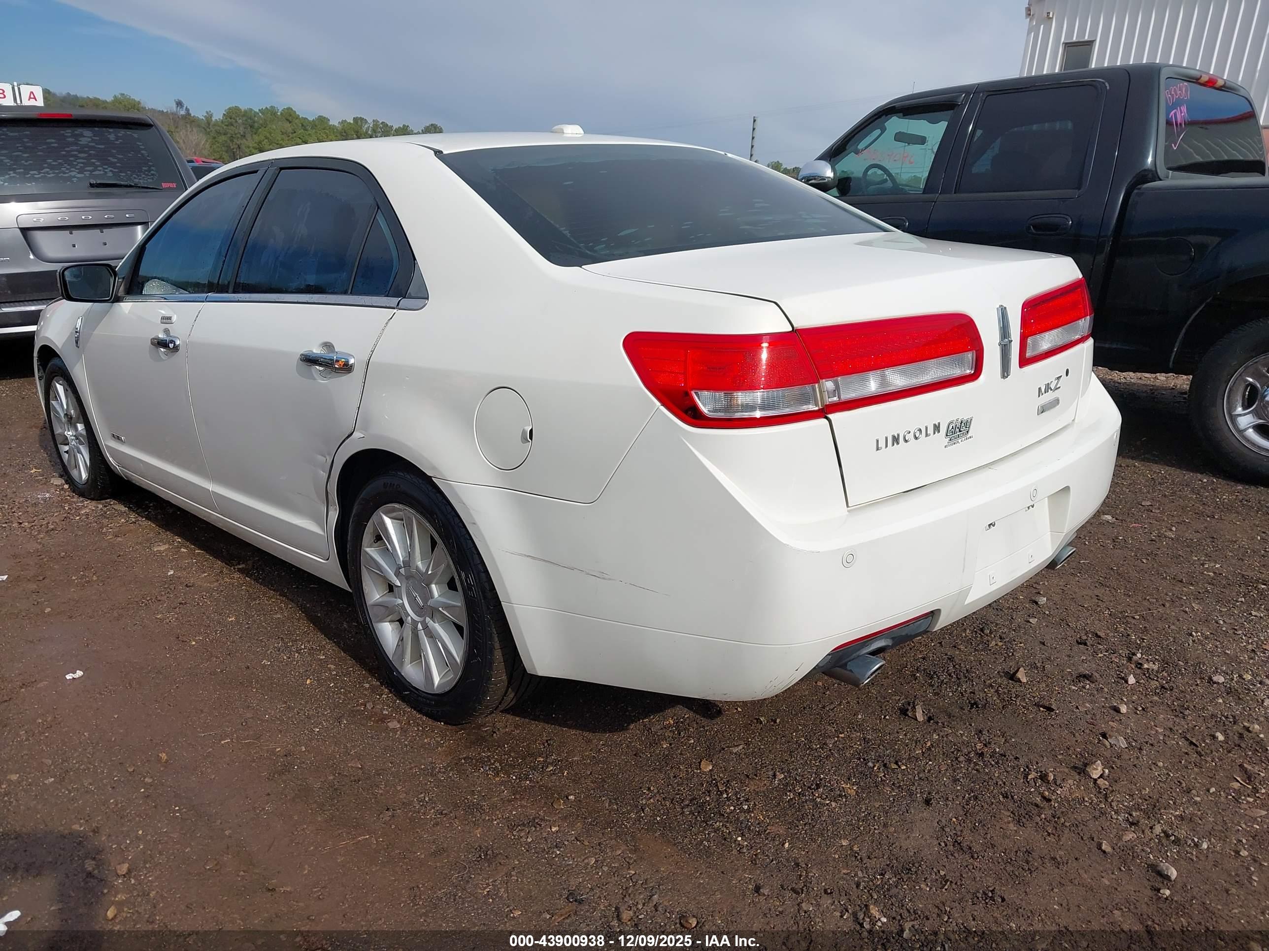 LINCOLN MKZ image 3