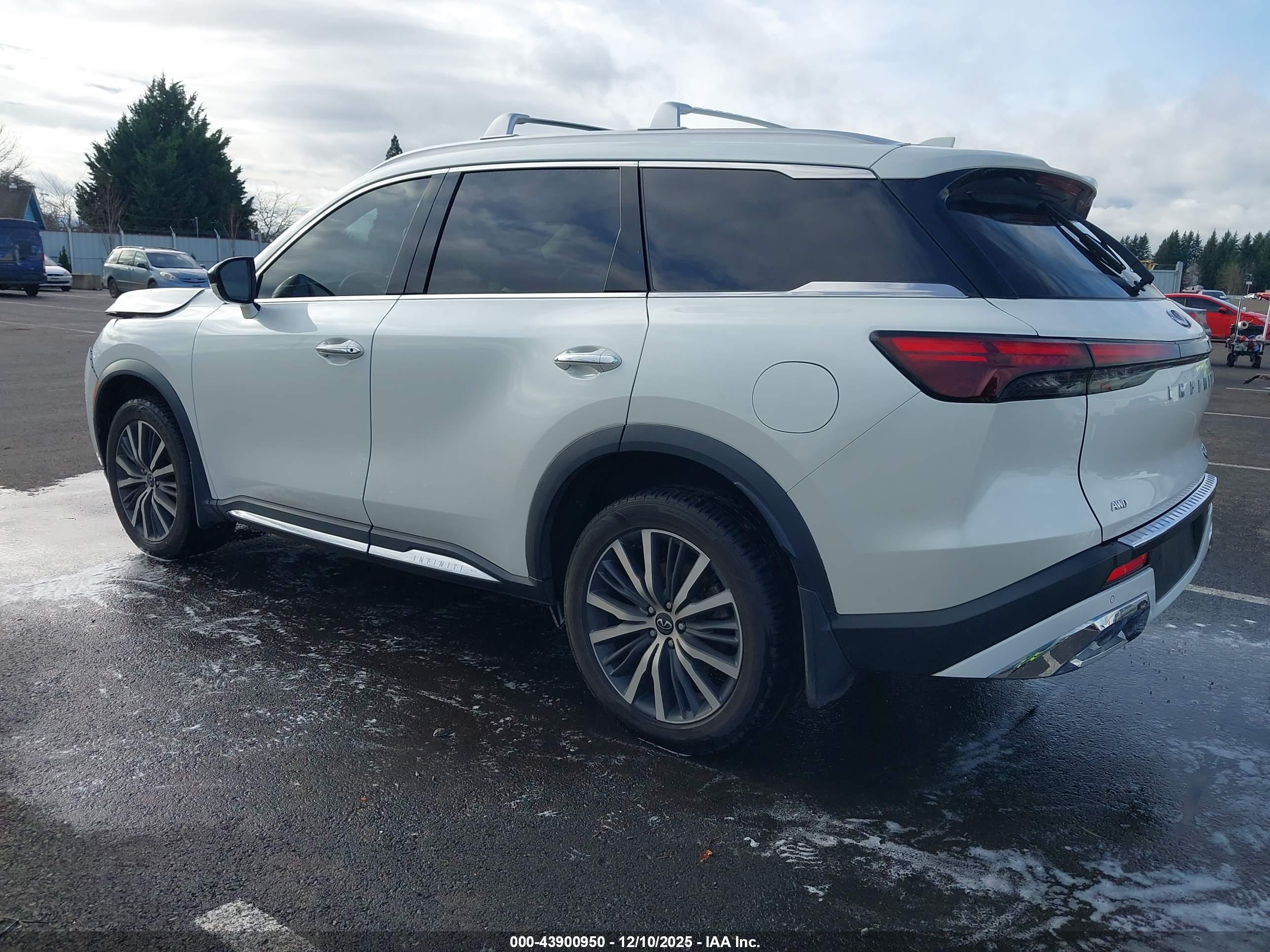 INFINITI QX60 image 3