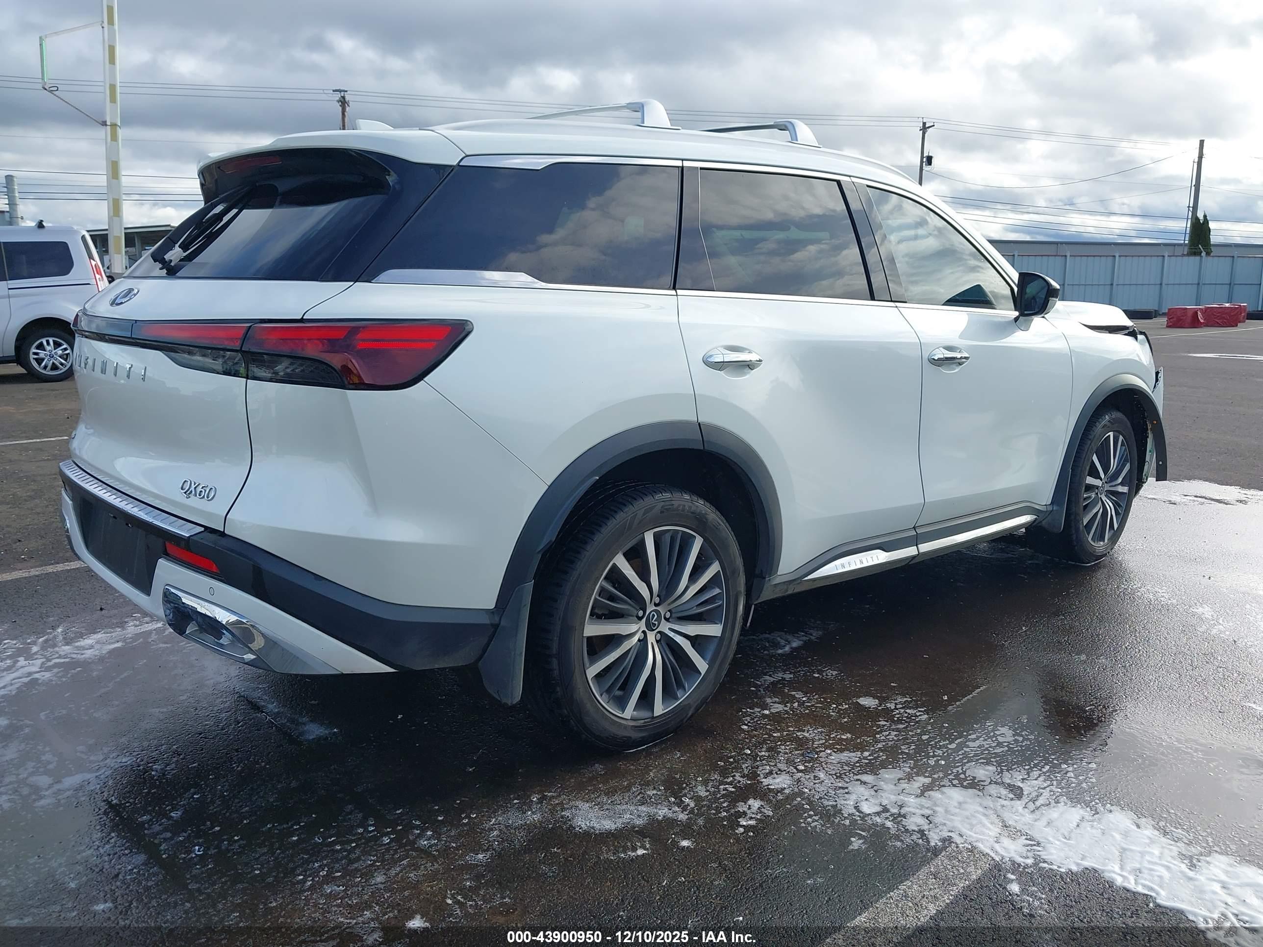 INFINITI QX60 image 4