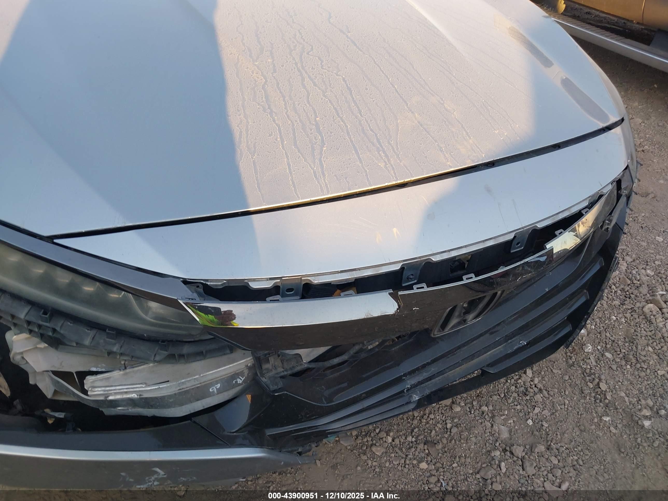 HONDA ACCORD image 6