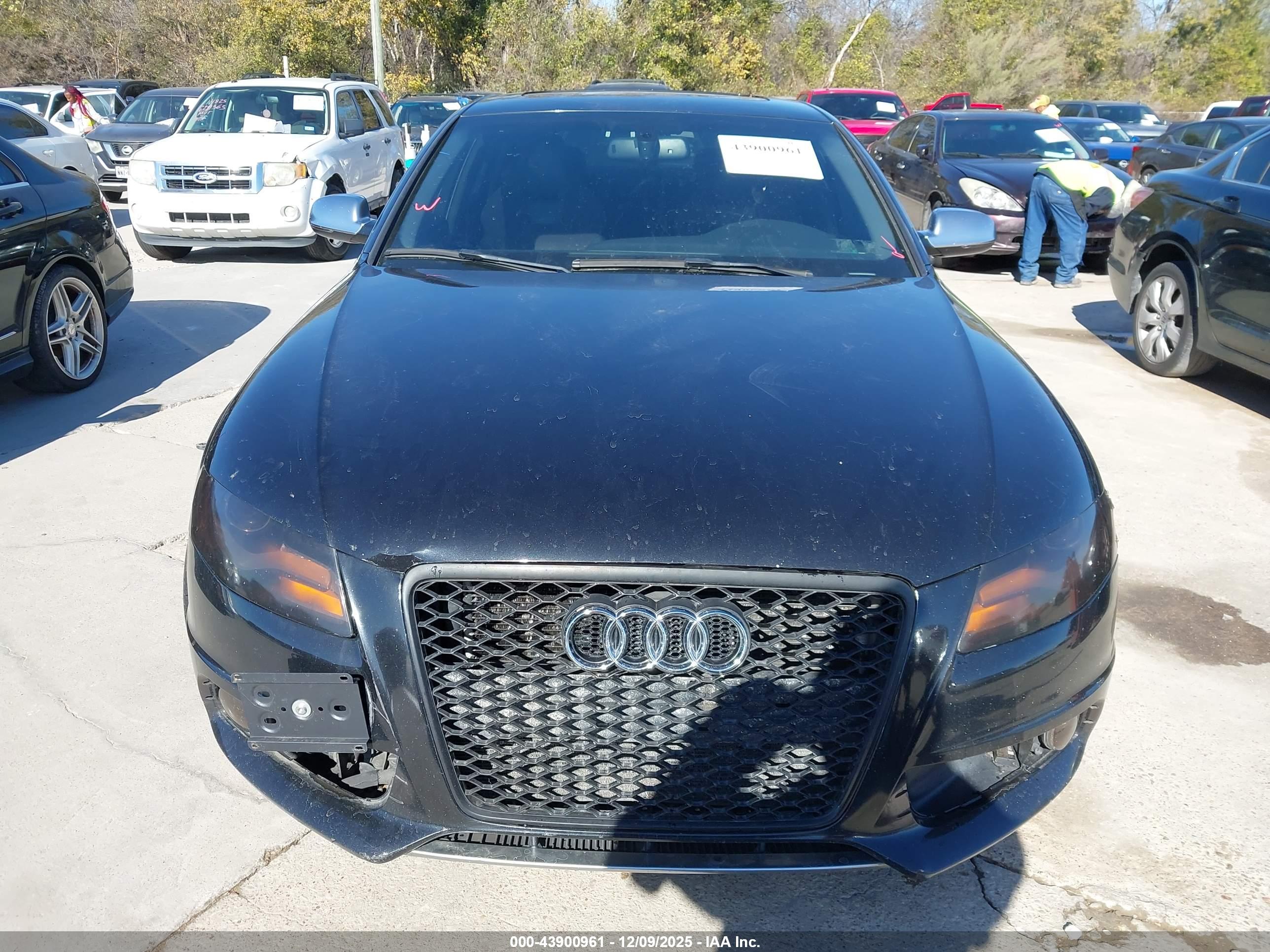 AUDI S4 image 6
