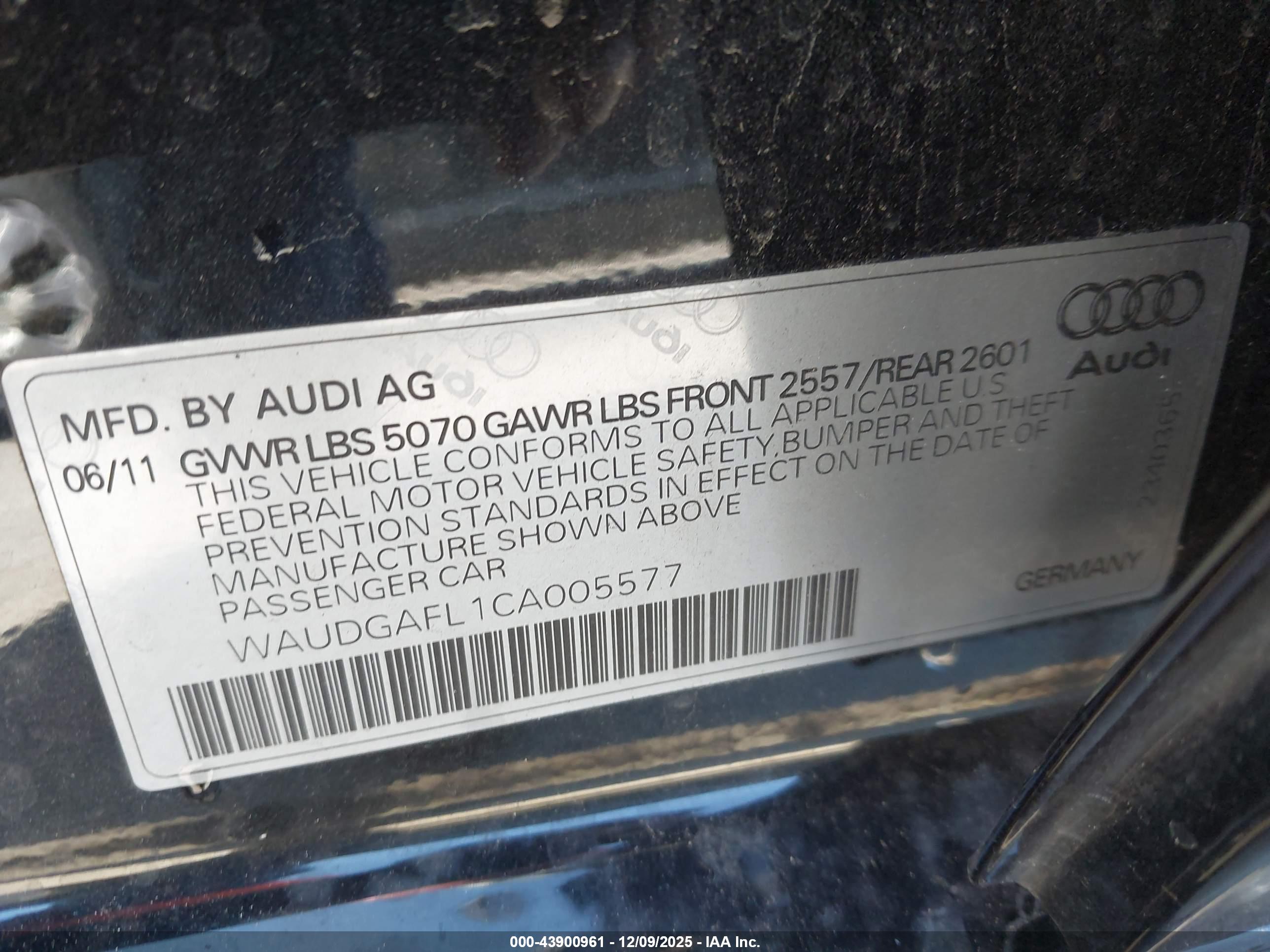 AUDI S4 image 9