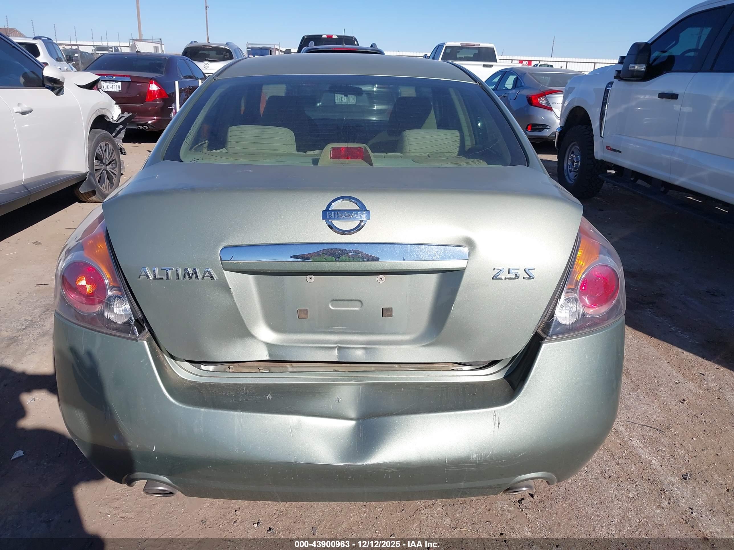 NISSAN ALTIMA image 6