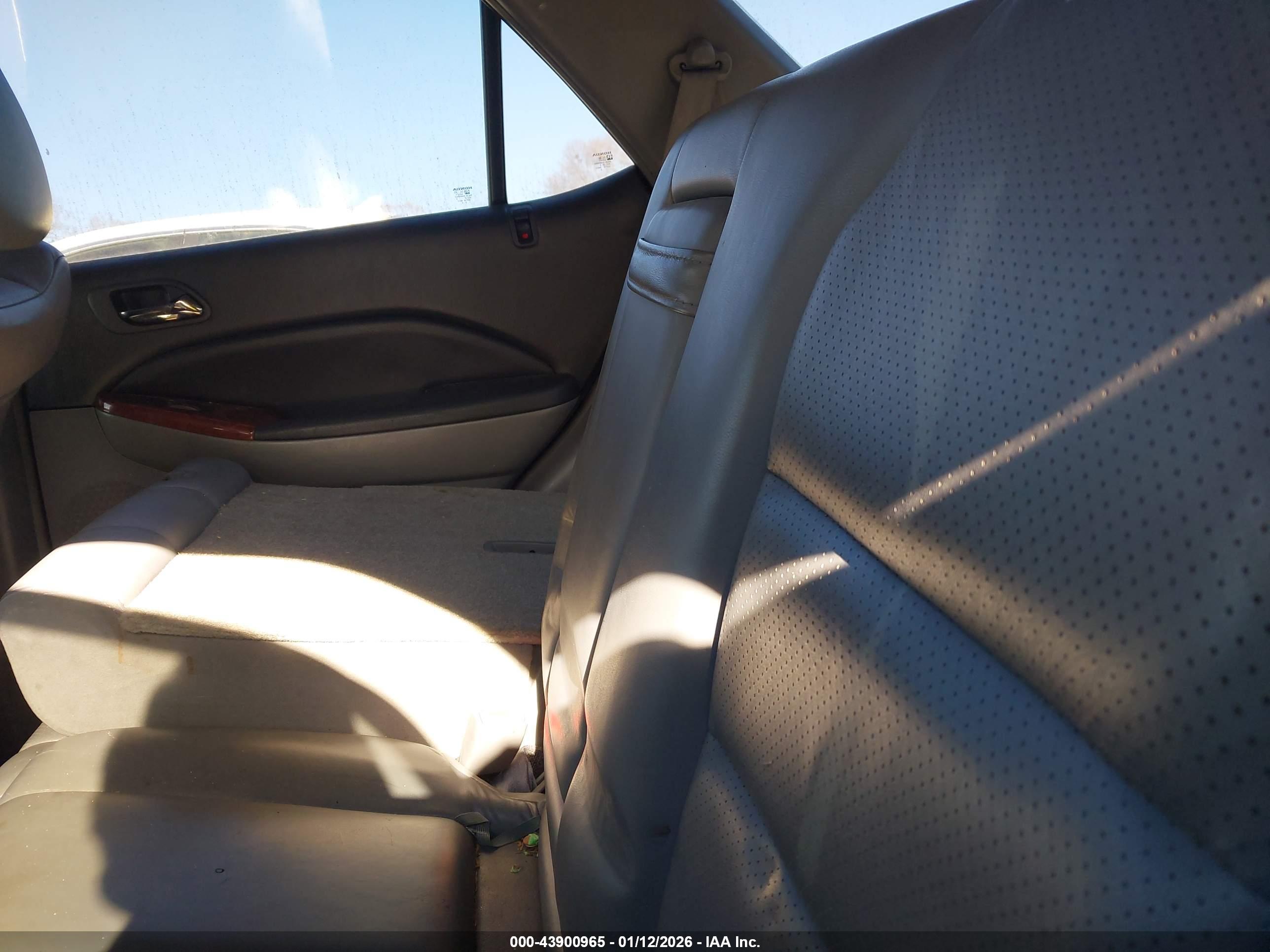ACURA MDX image 8