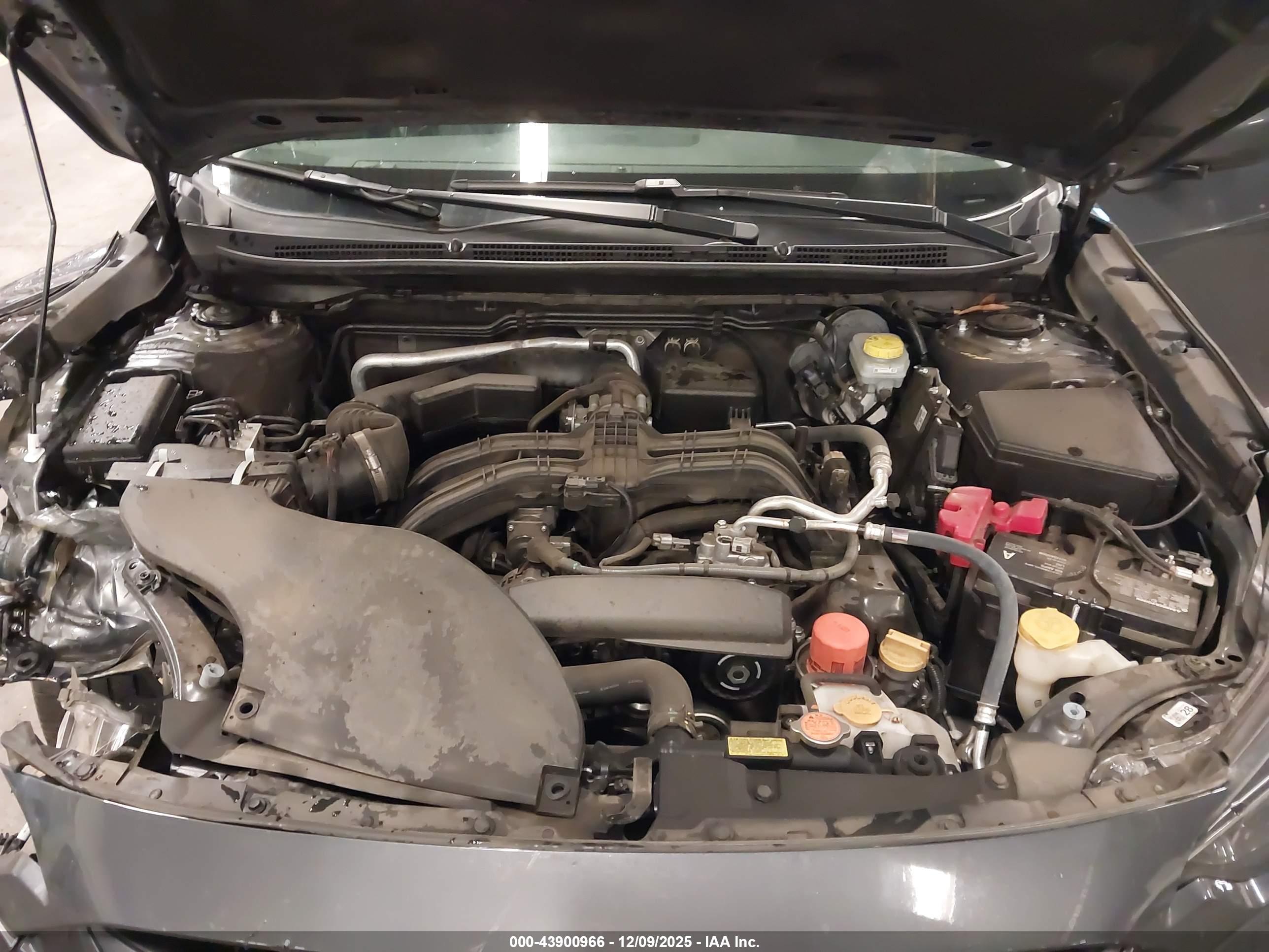SUBARU LEGACY image 10