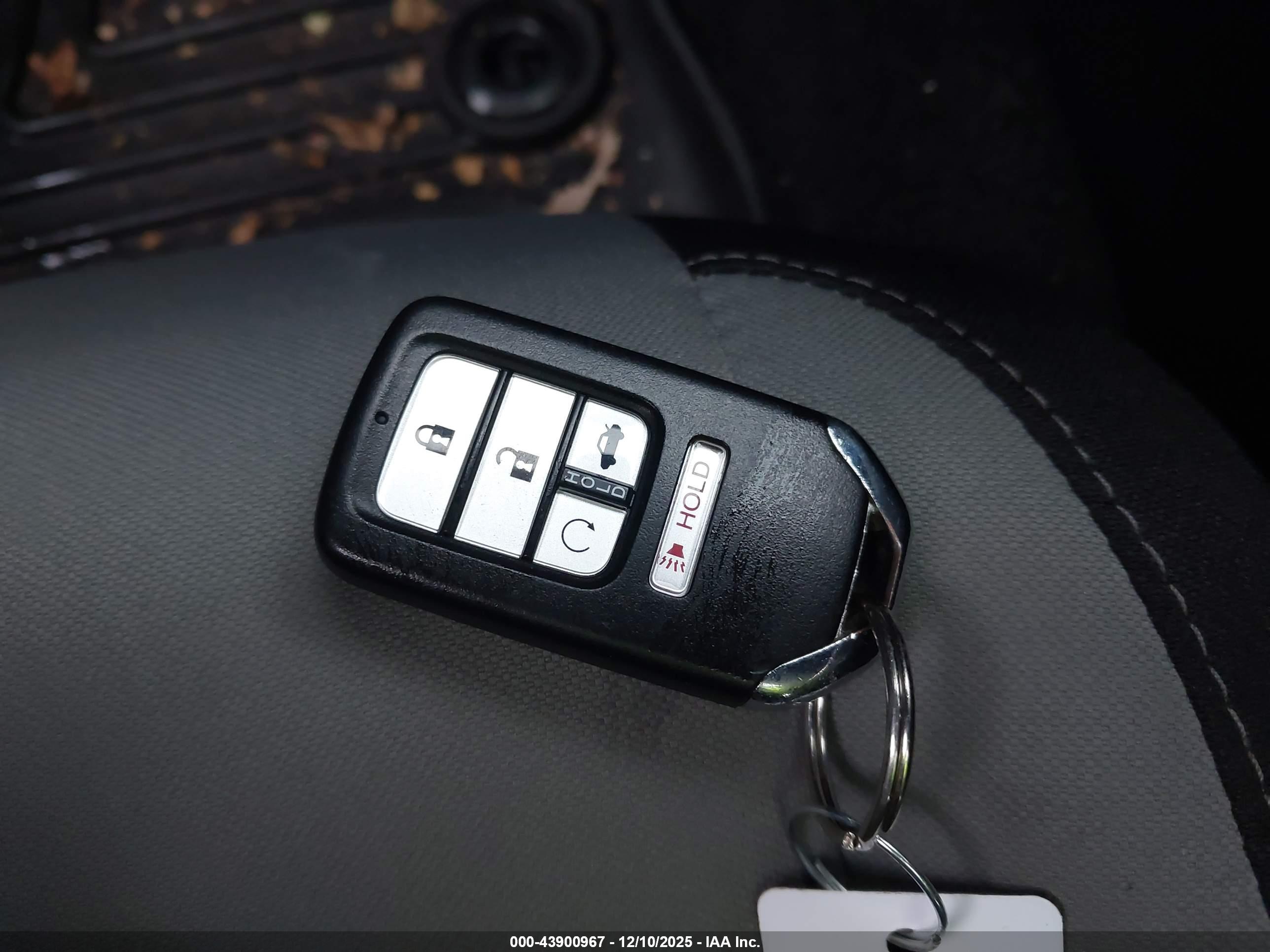HONDA CIVIC image 11