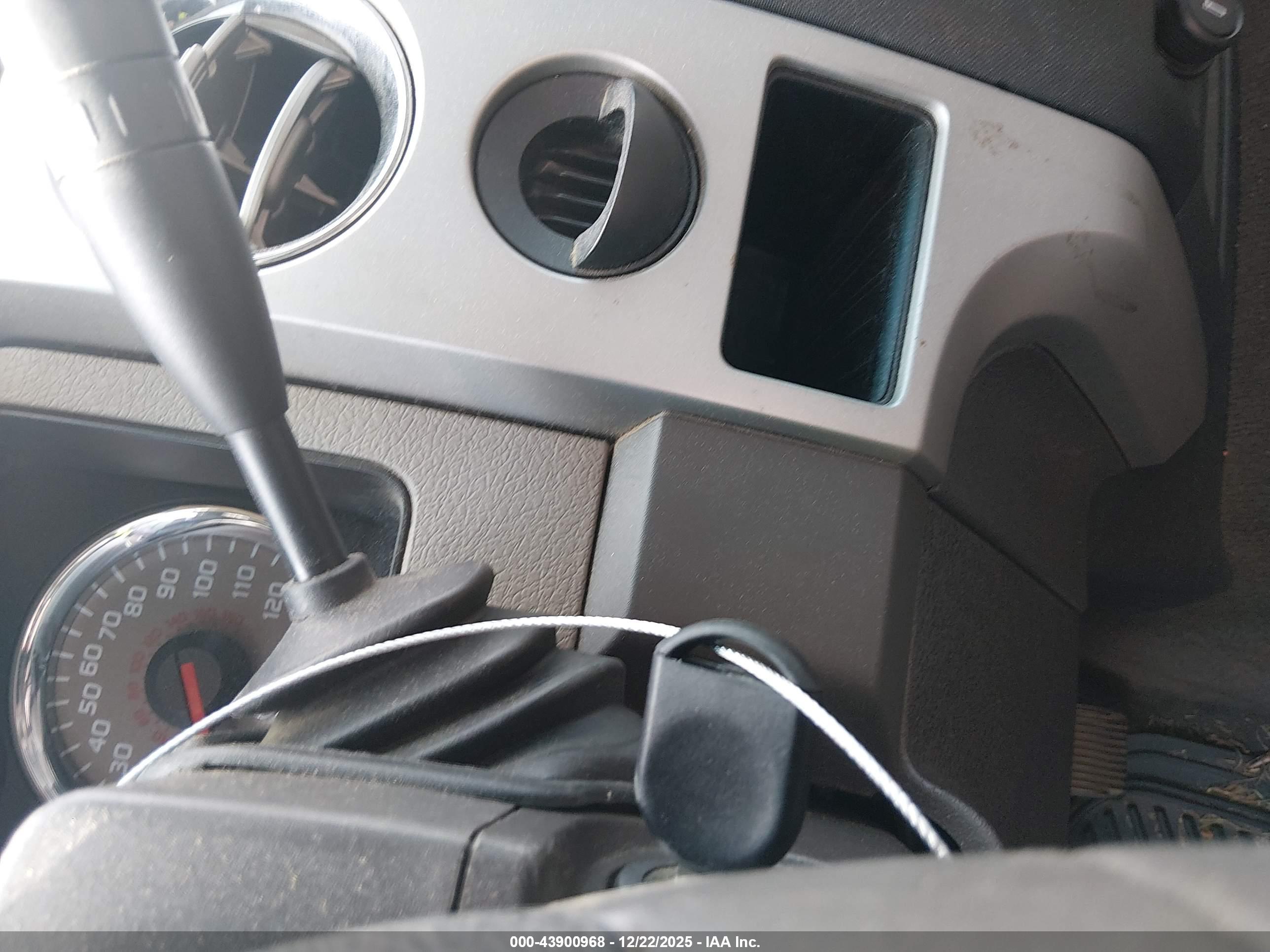 FORD F-150 image 11