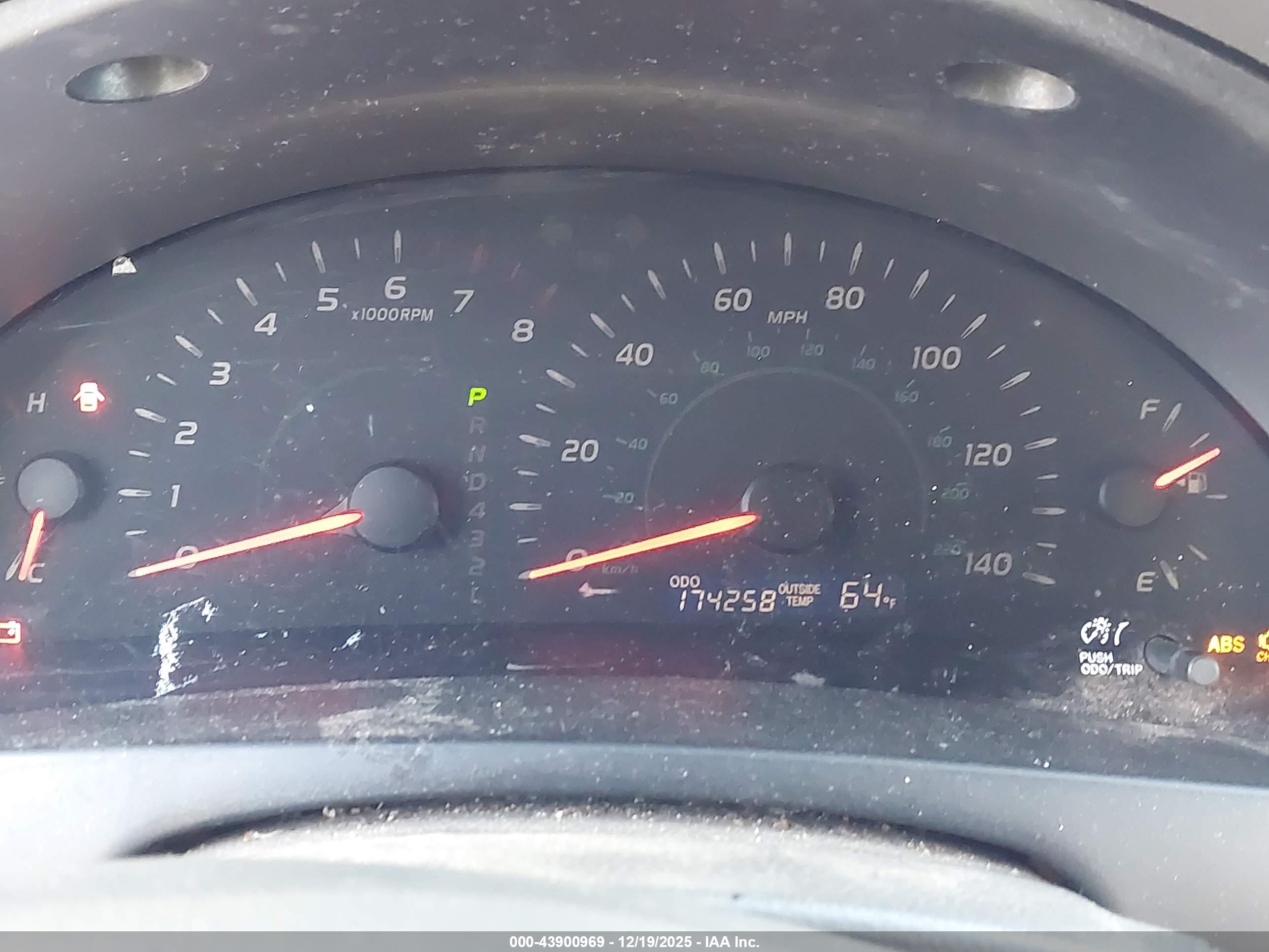 TOYOTA CAMRY image 7